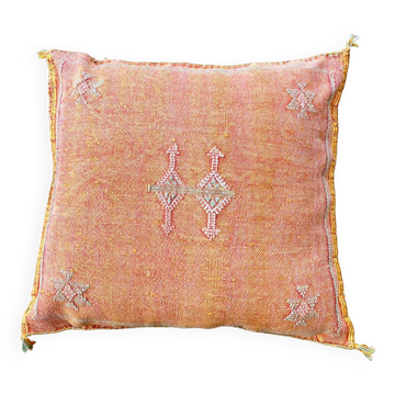 Sabra cushion