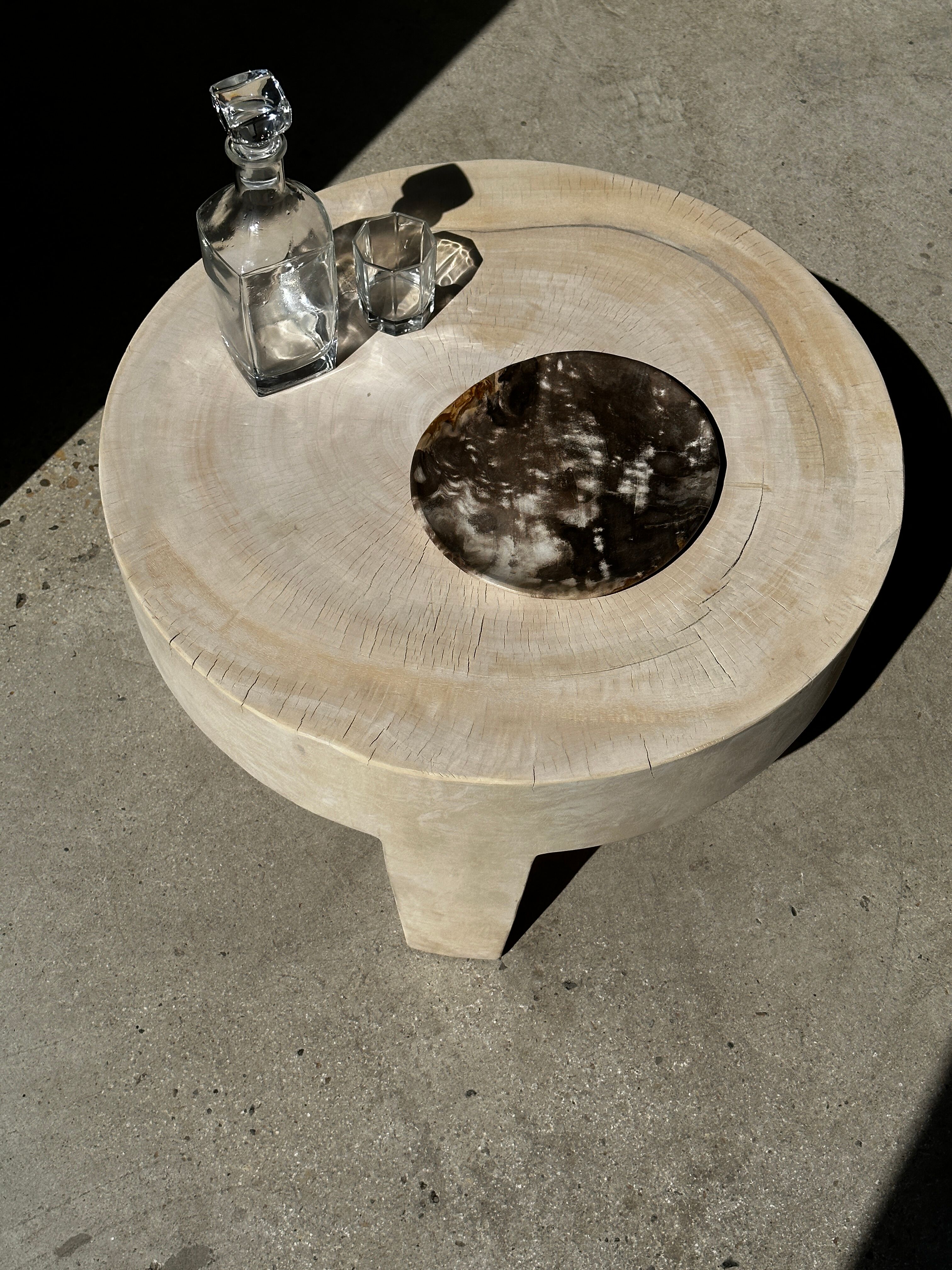 Dish in petrified wood