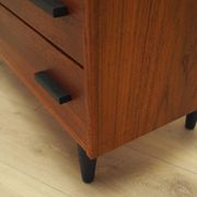 Commode en teck, design danois, années 1980, production : Danemark