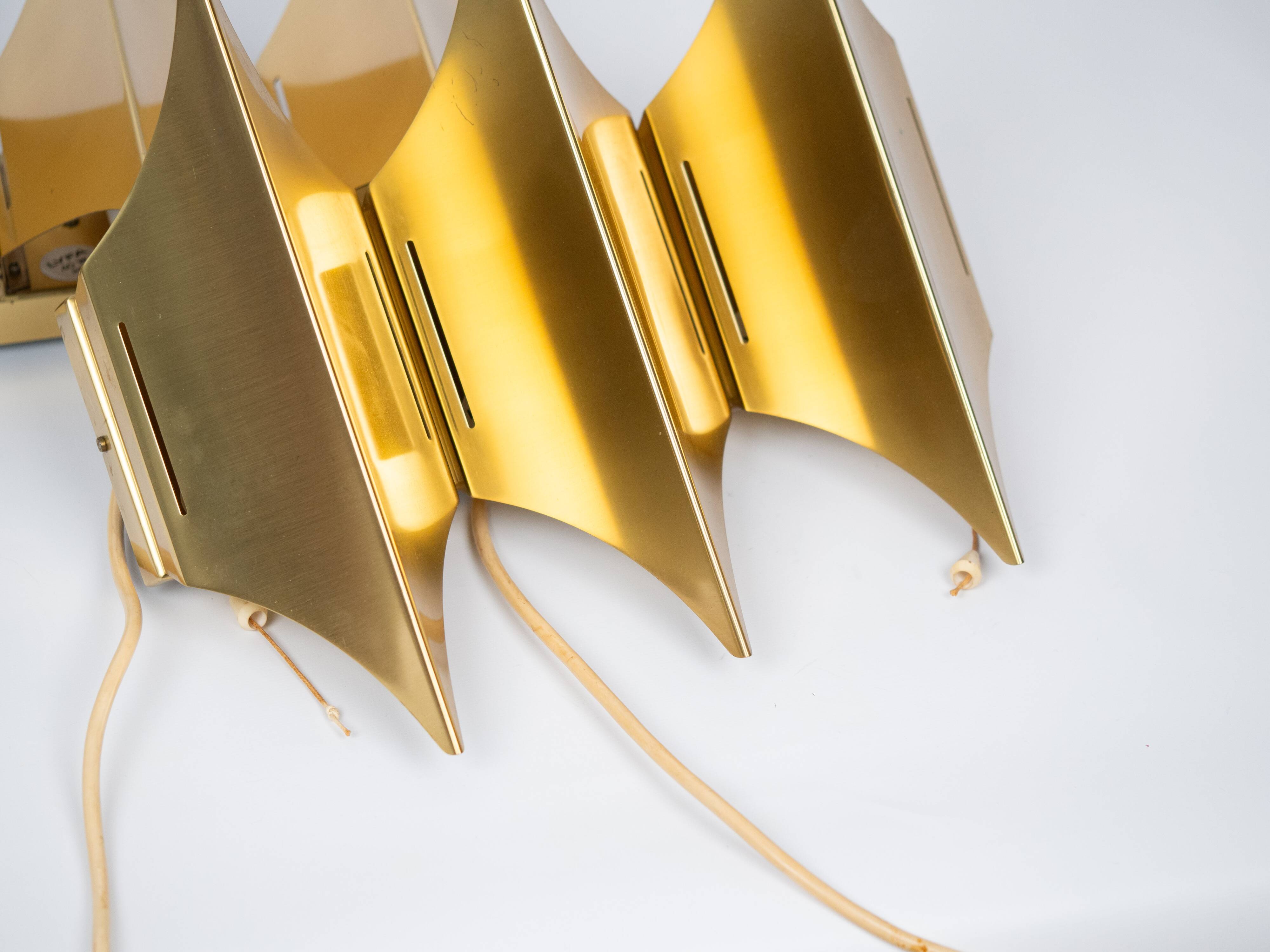 Paire de 2 appliques danoises Gothic 3 par Bent Karlby, Lyfa, années 1960