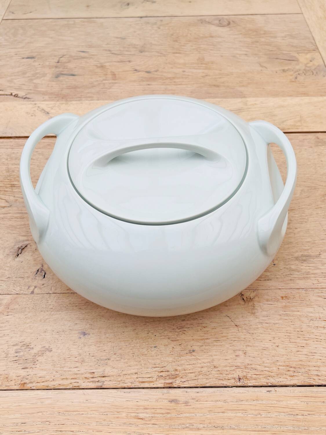 Royal Limoges Epsilon soup tureen