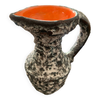 Fat lava jug