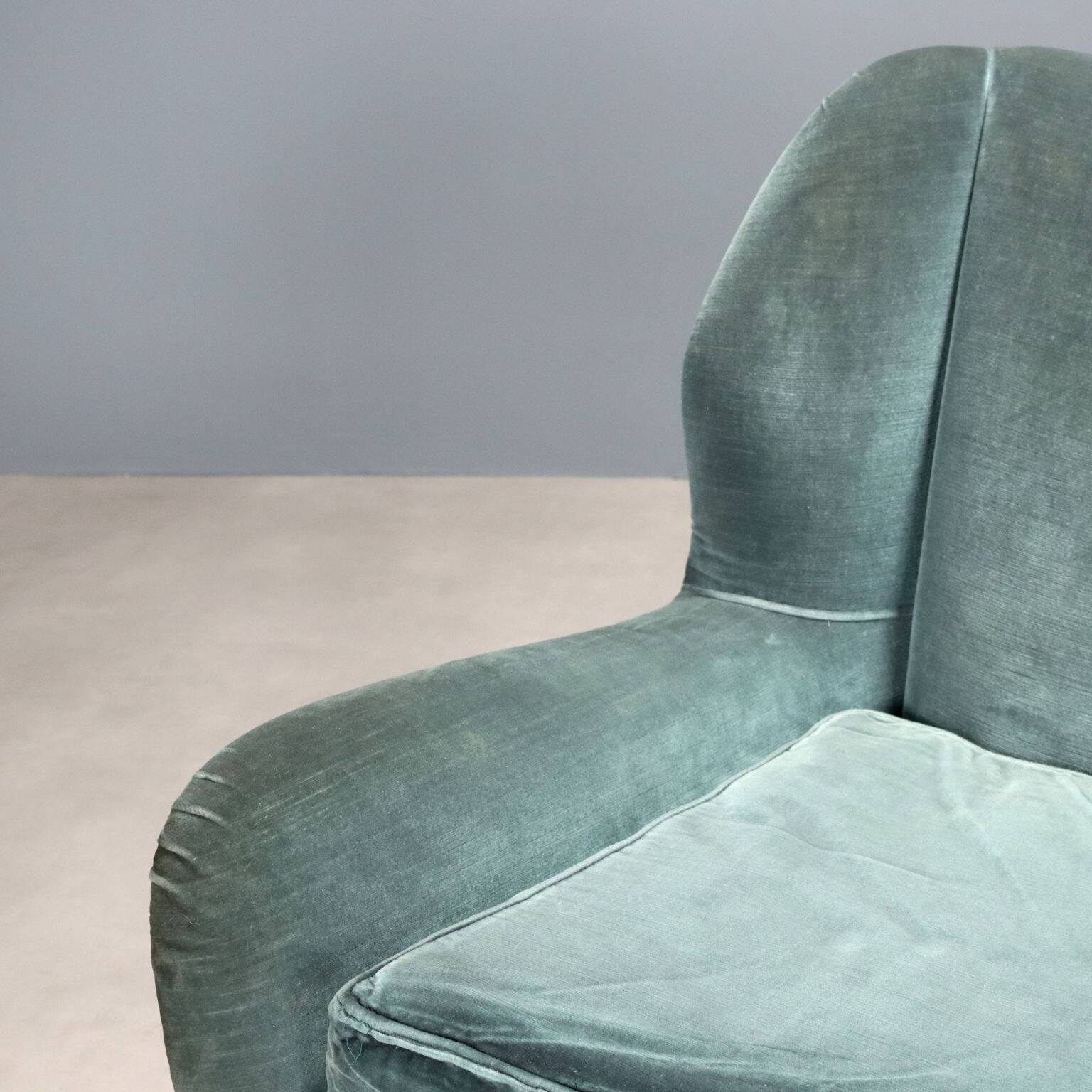 Original vintage designer bean-shaped velvet sofa from the 1950s-60s