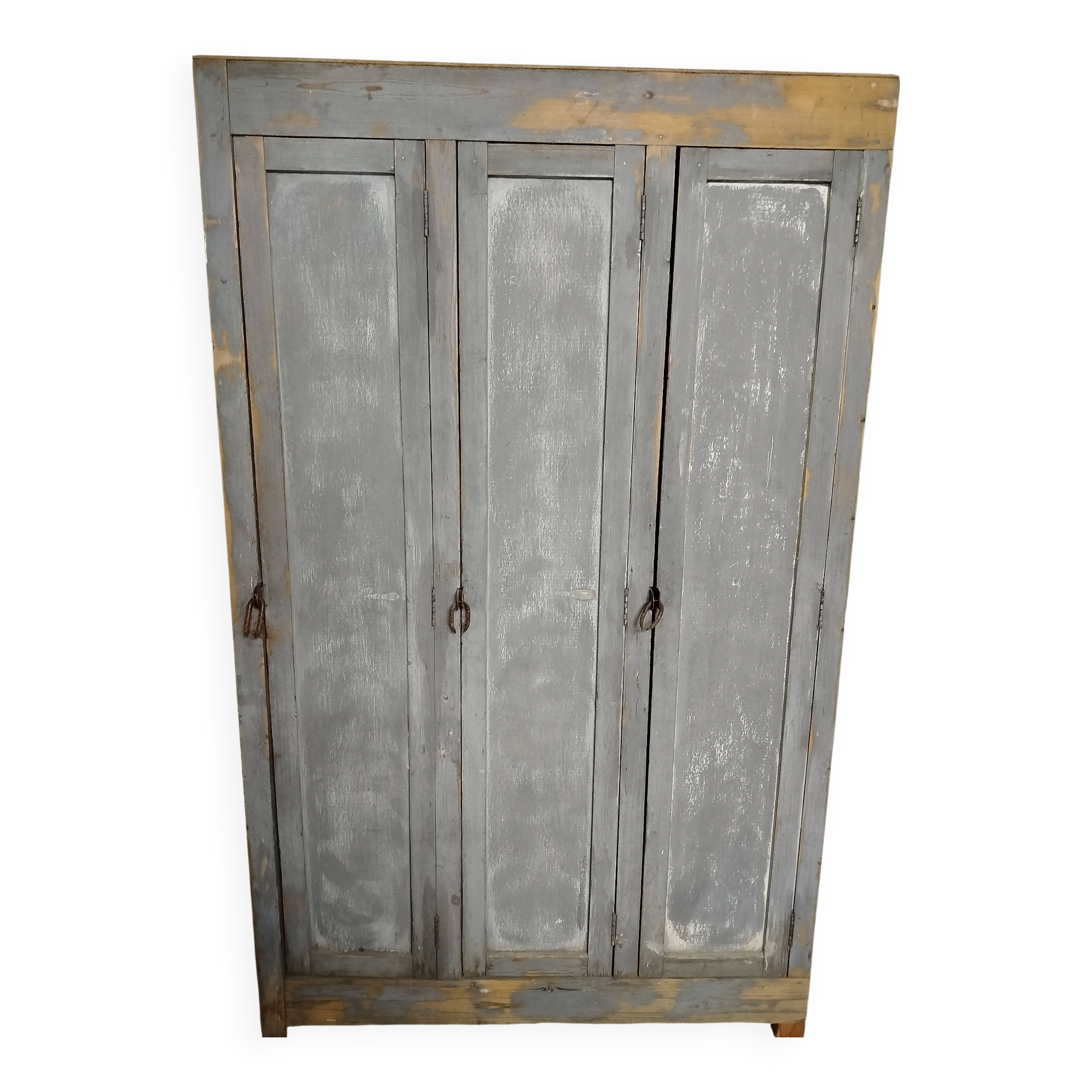 3-compartment wardrobe