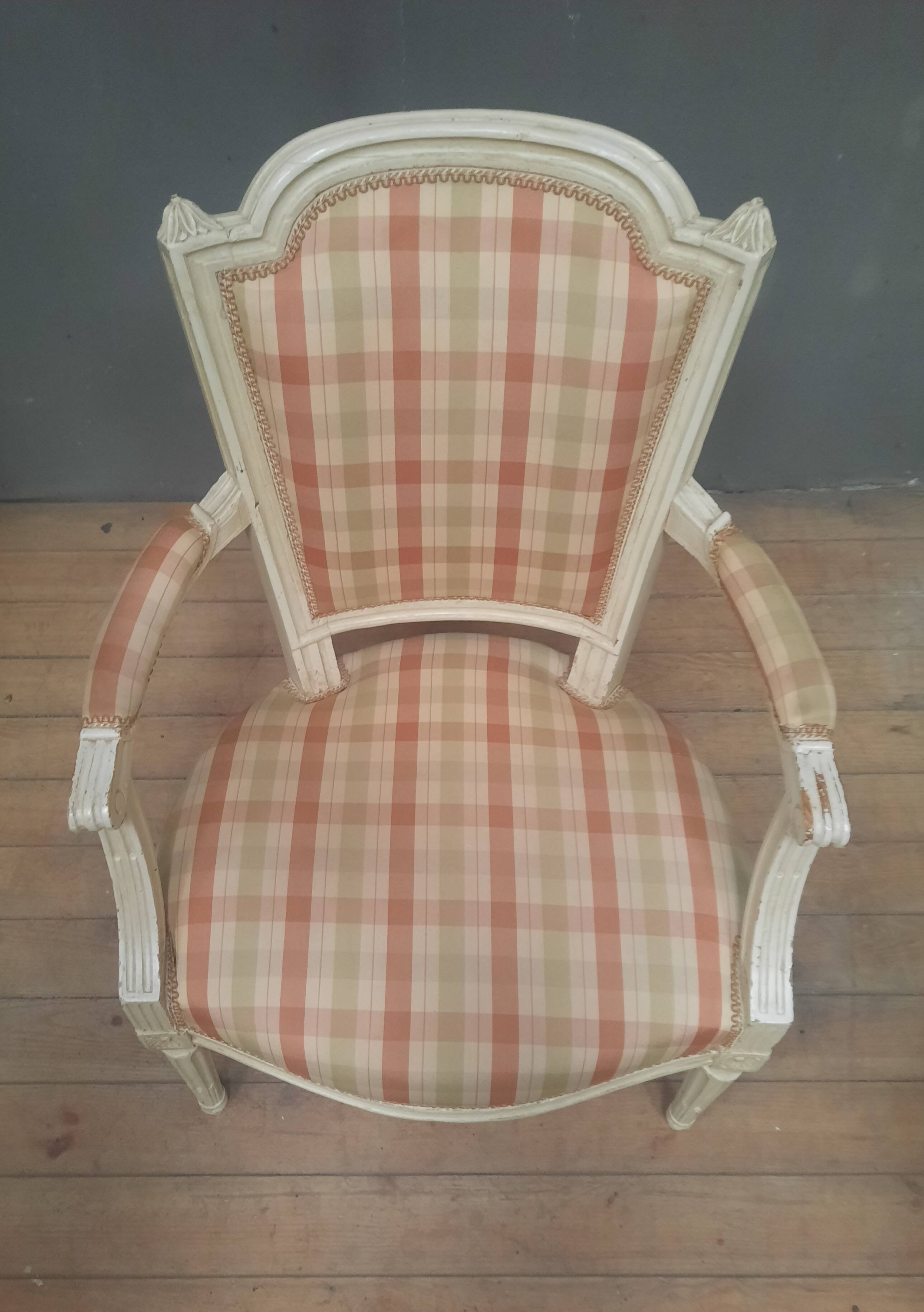 Lacquered armchair in the Louis XVI style