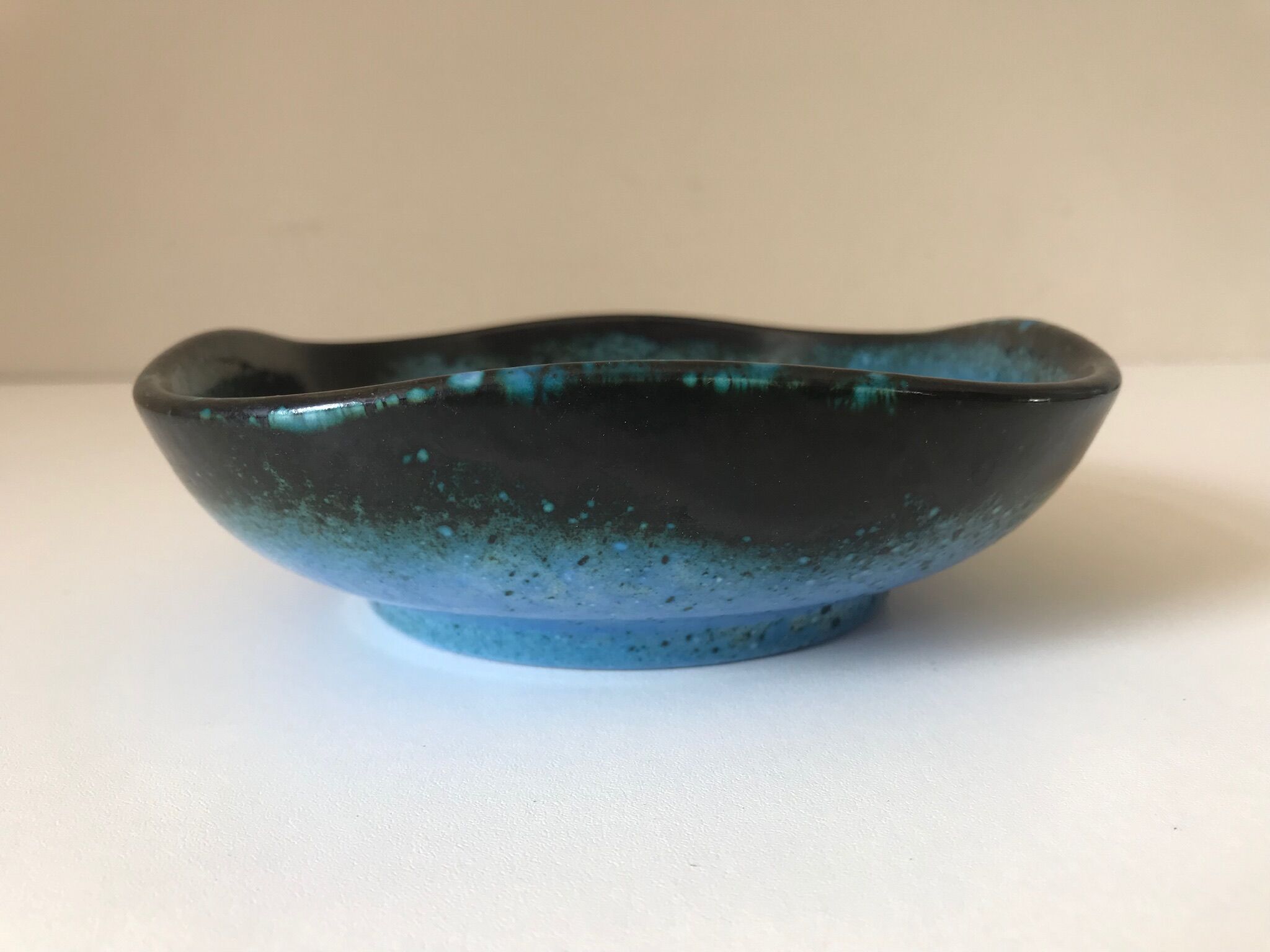 Ceramic cut signed design 60s