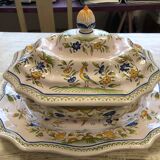 Tureen and its oval platter in moustiers - perfect condition