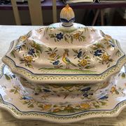Tureen and its oval platter in moustiers - perfect condition