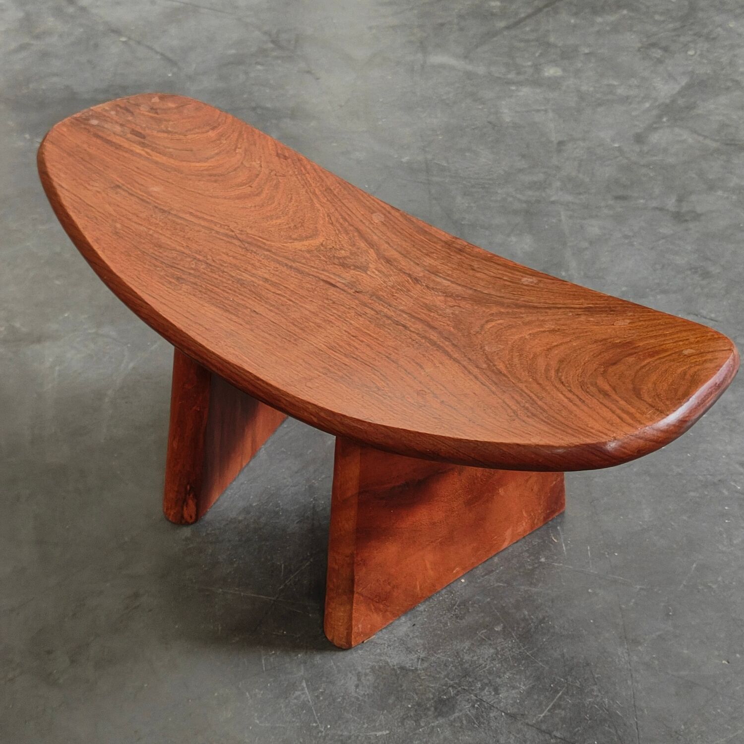 Shoggi meditation stool by Alain Gaubert 1980