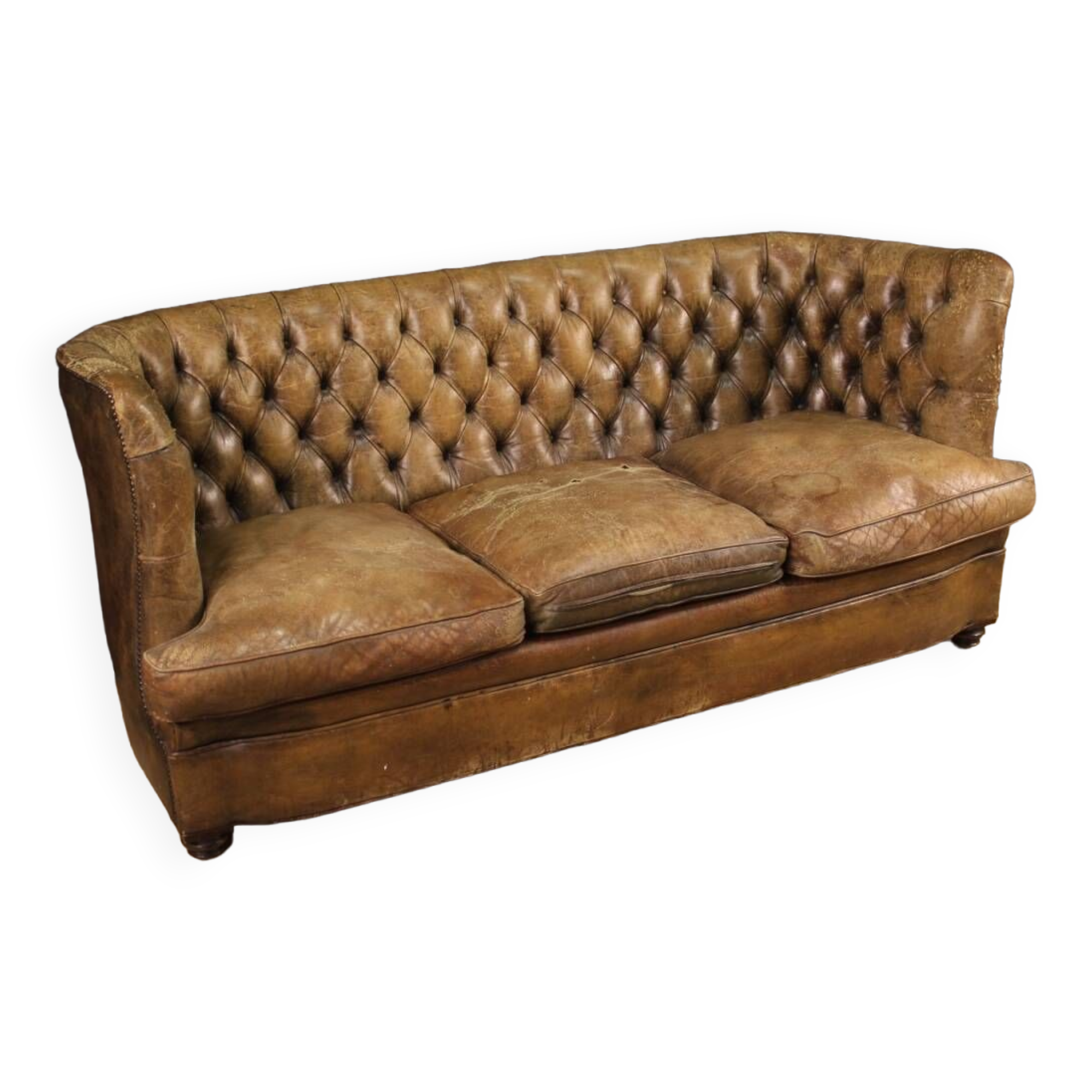 Grand canapé anglais Chesterfield en cuir des années 20