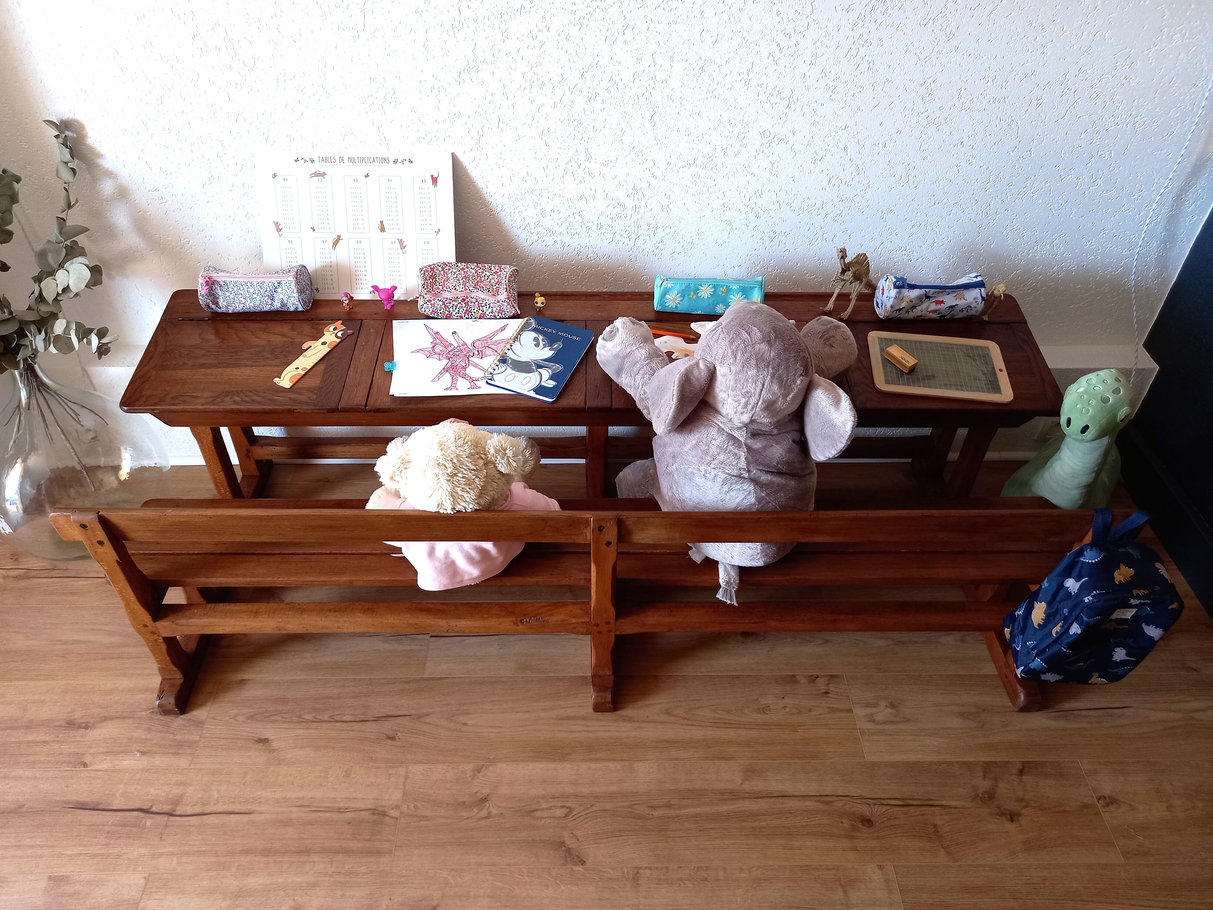 School desk 4 places