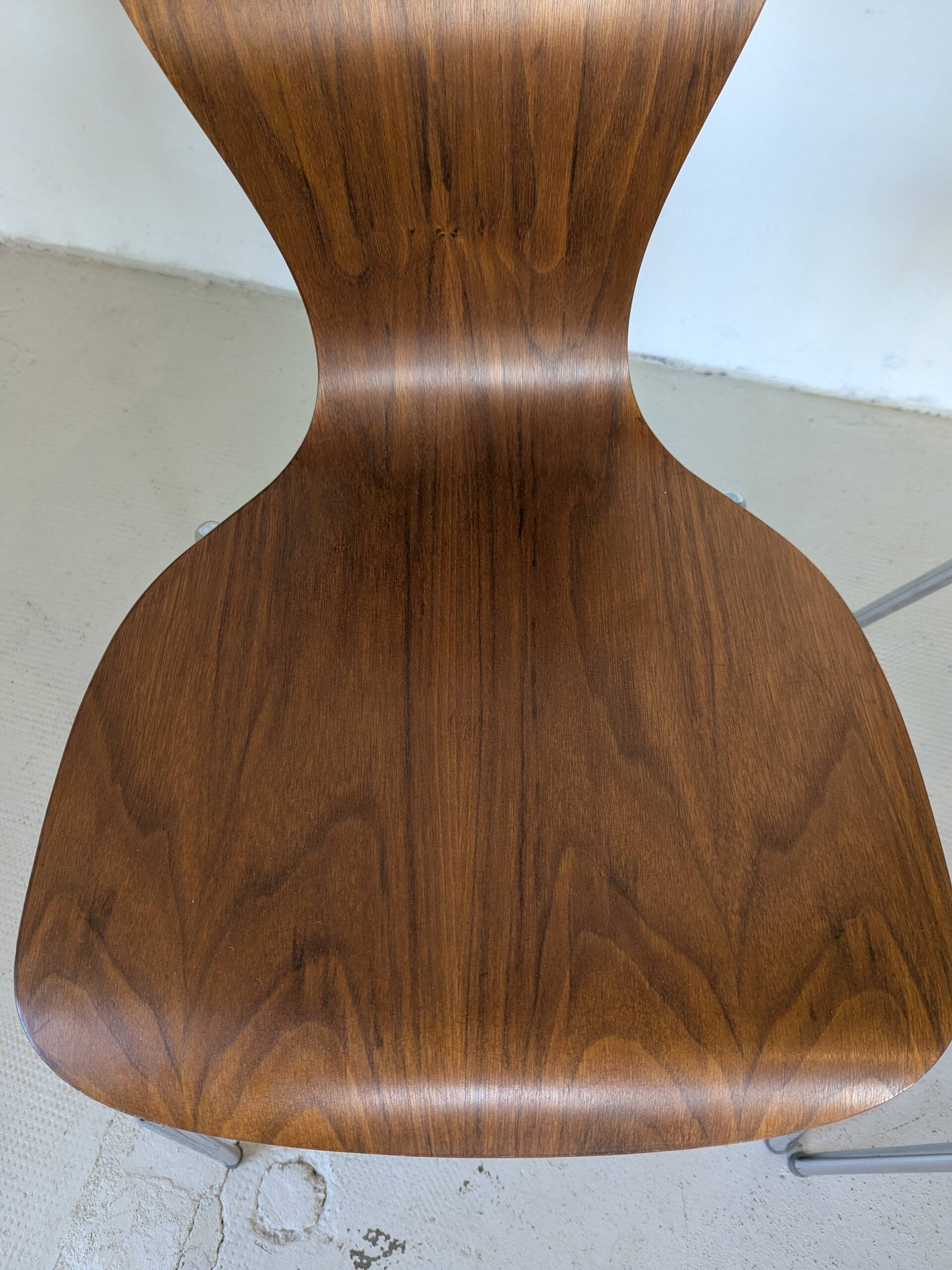Paire de chaises de Tapio Wirkkala pour Asko, noyer