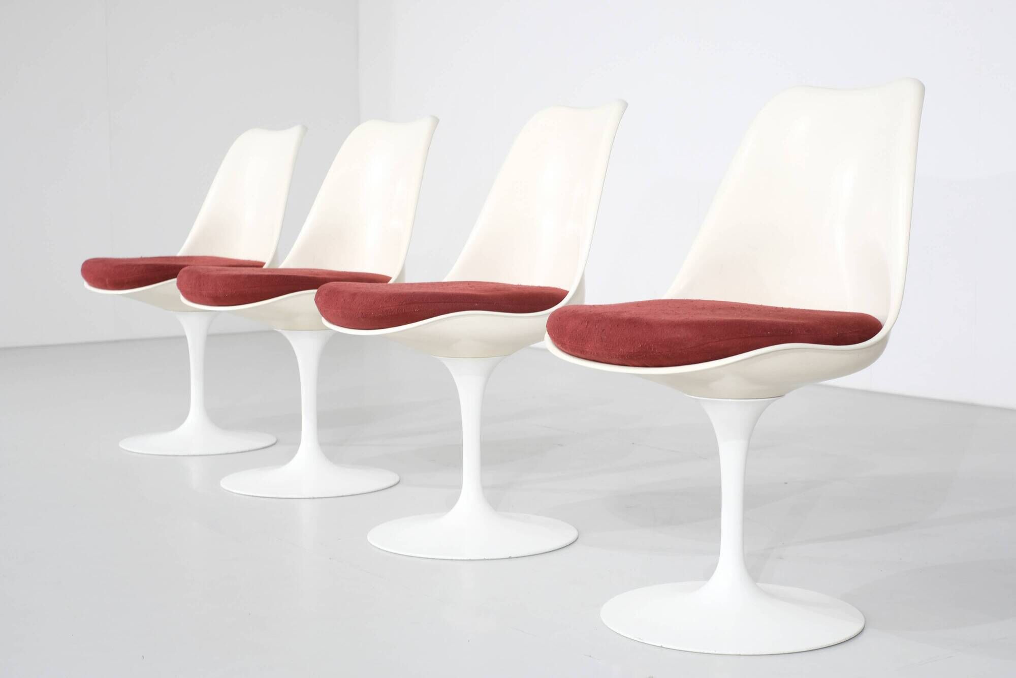4 chaises"tulipe" par Eero Saarinen pour Knoll International, 1960