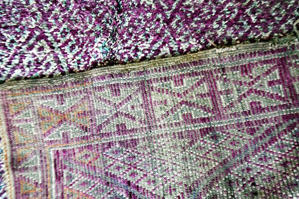 Moroccan Berber rug Beni Mguild vintage 280 x 200 cm