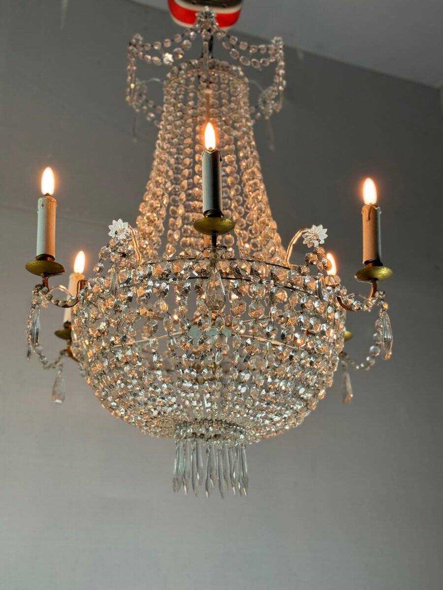 Pearl Bag Chandelier, Cut Crystals Circa 1900