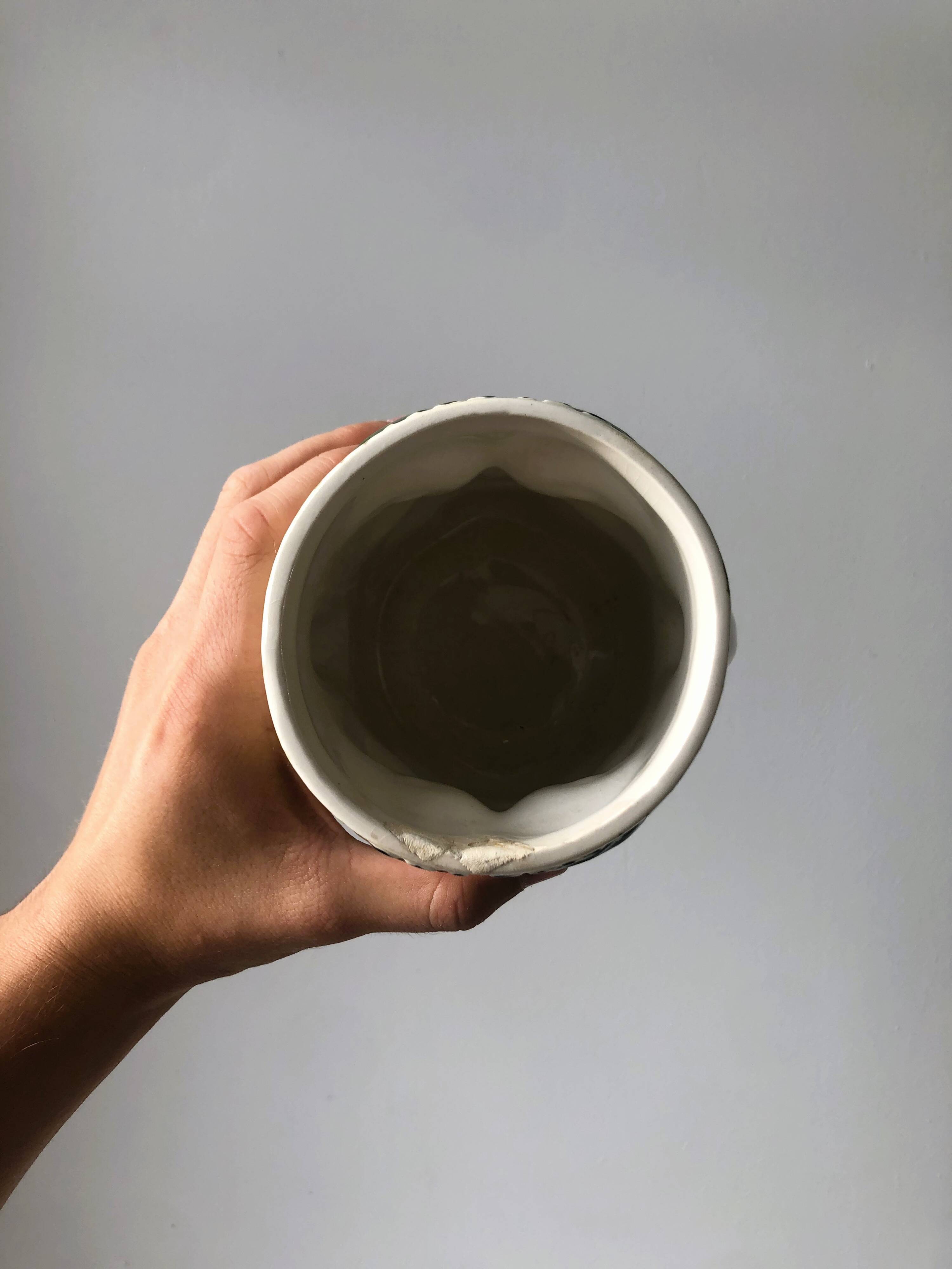 Celery face pot for ceramic utensils