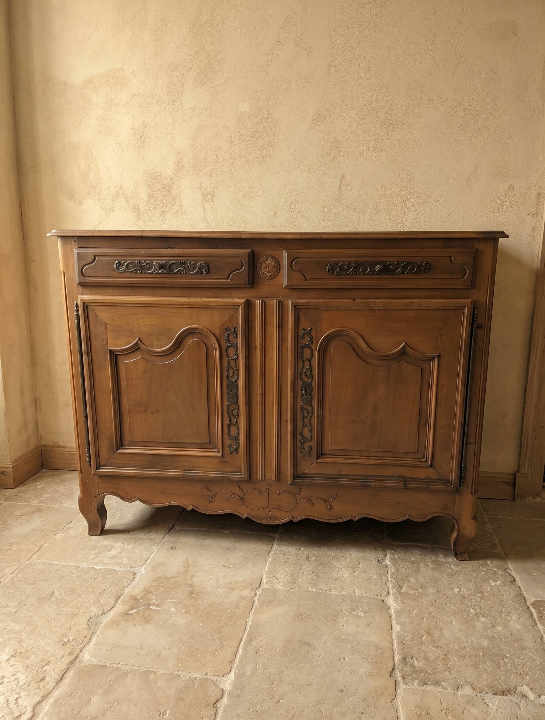 Sells very old in very good condition.