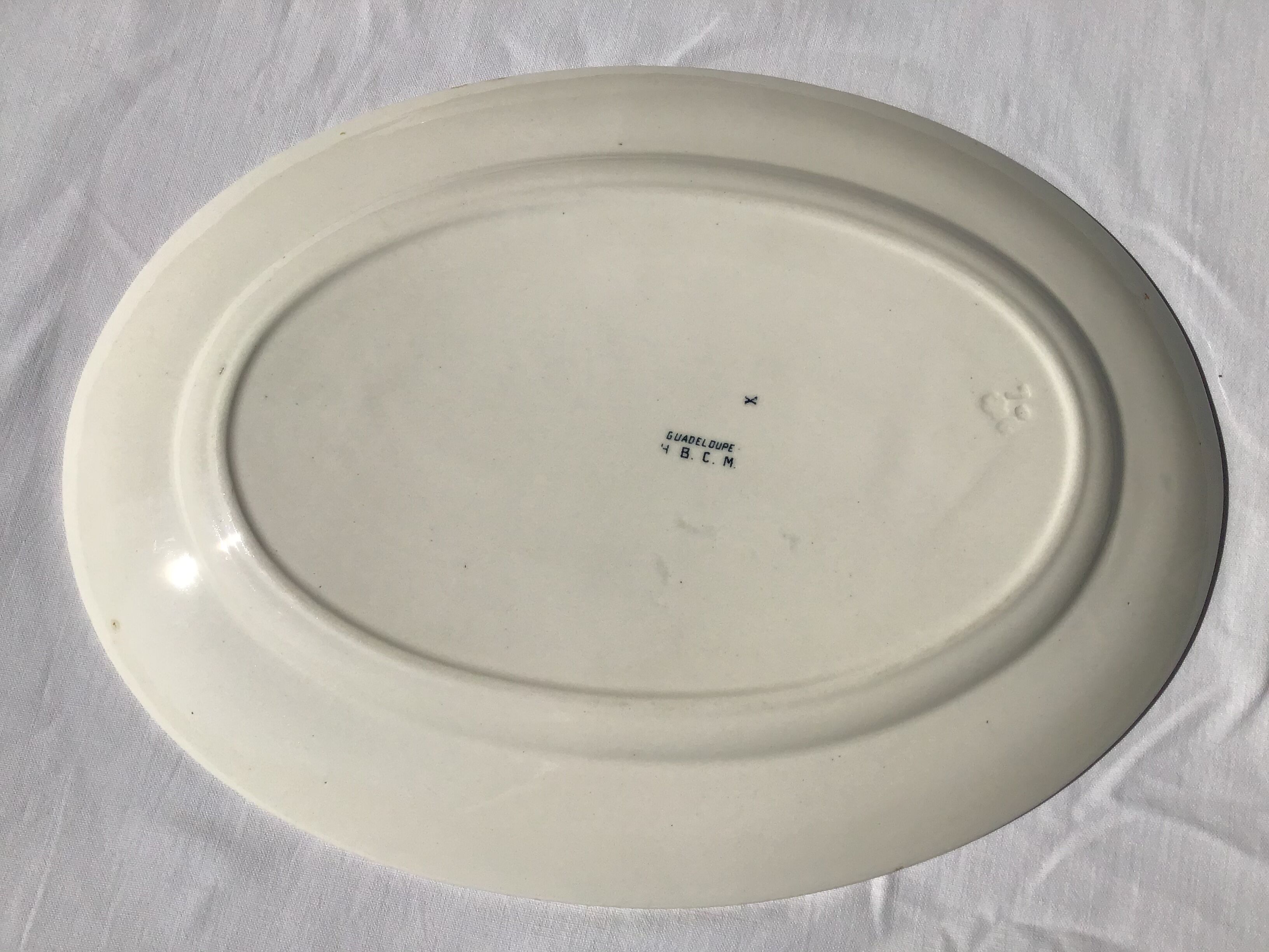 Flat dish grey blue HBCM Guadeloupe