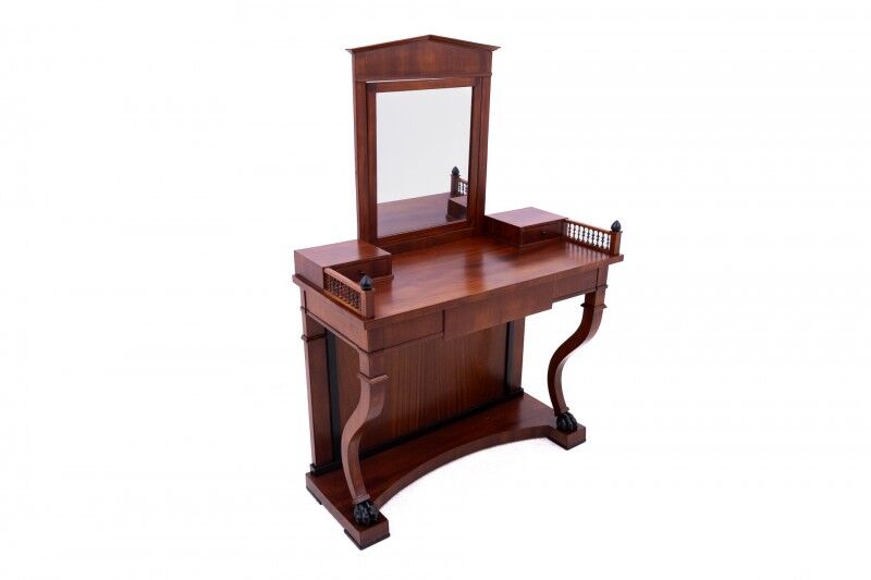 Antique dressing table from Northern Europe, circa 1880. After renovation.