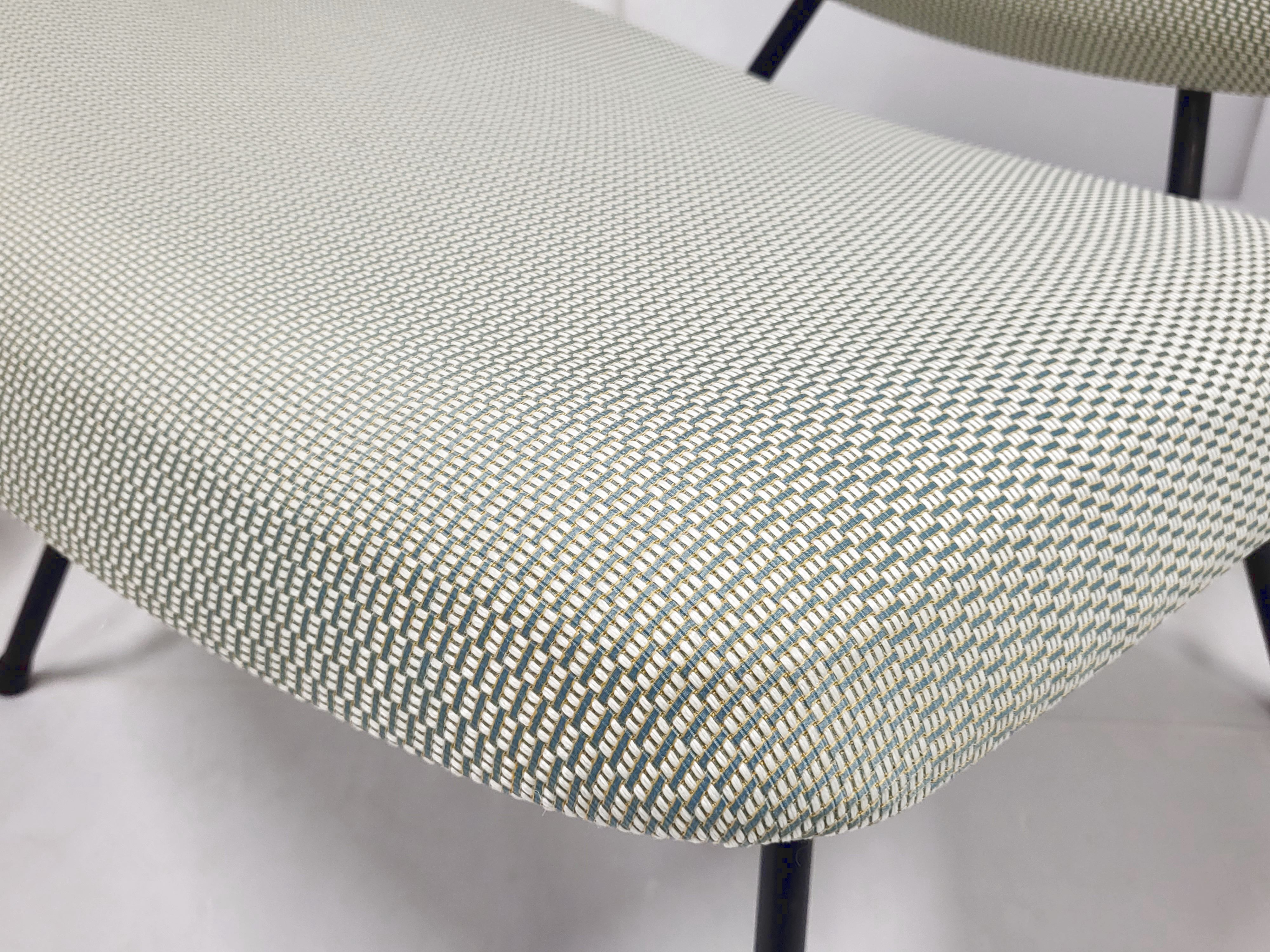 Paire de chauffeuses CM190 de Pierre Paulin pour Thonet