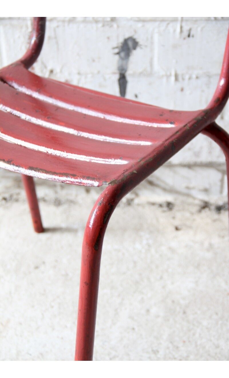 Chaise de bistro en métal