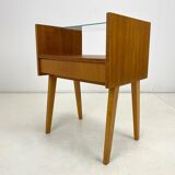 Table d'appoint ou table de nuit des années 1960 par Arch. František Jirak