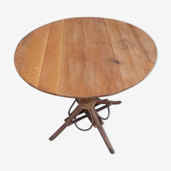Table in chestnut tree