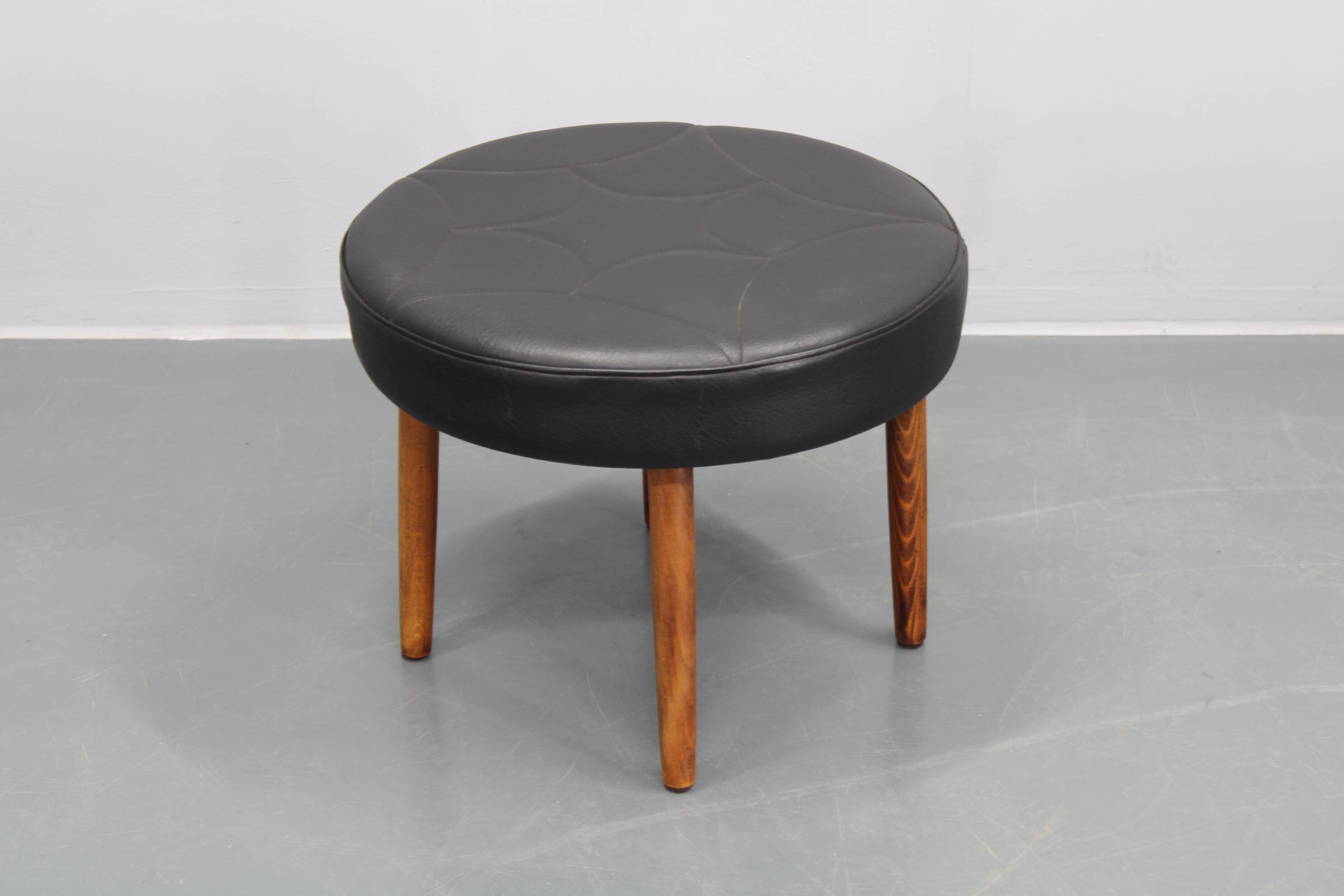 Tabouret danois en cuir des années 1960