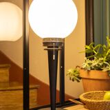 Tulip lamp