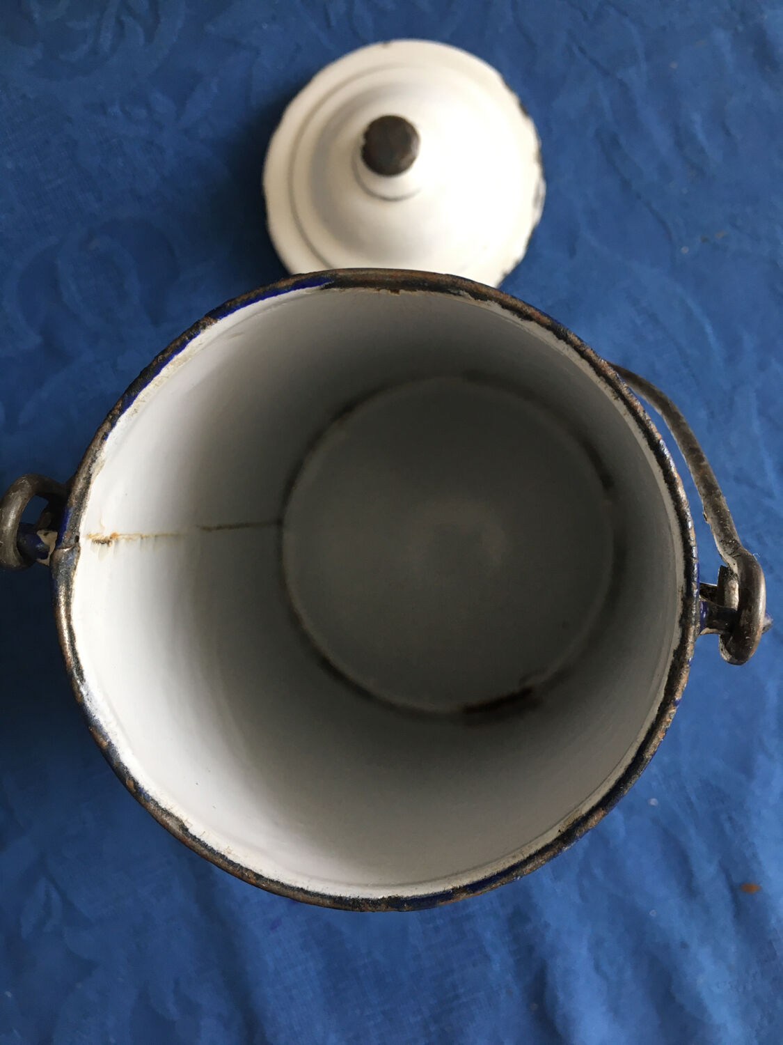 Enamelled sheet milk jug
