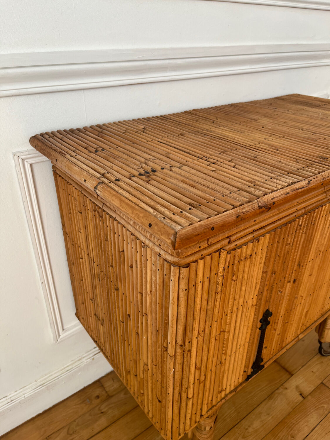 Vintage rattan bar furniture