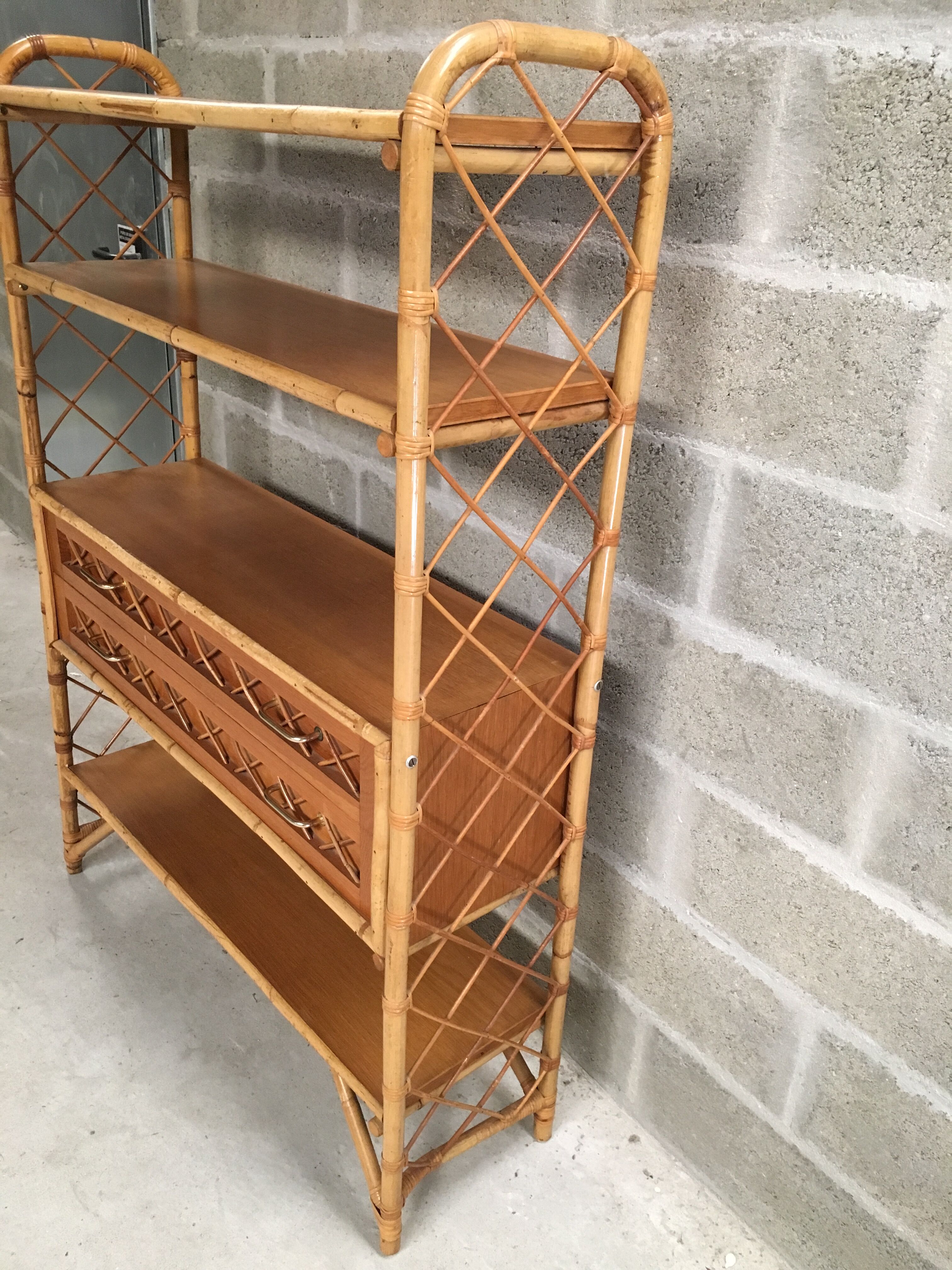 Rattan bookcase from the 60/70