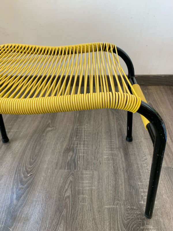 Ottoman scoubidou jaune