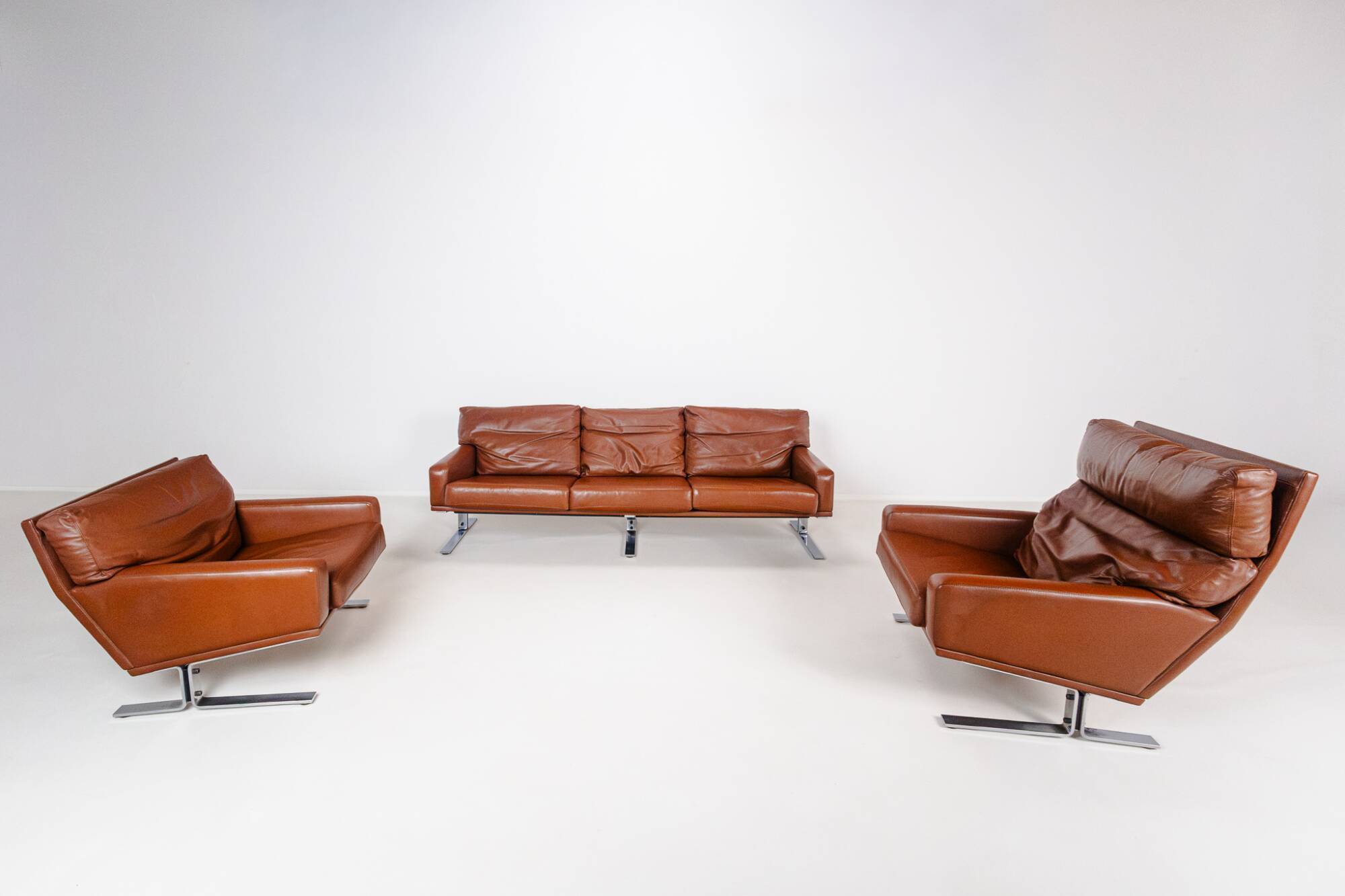 Canapé 3 places et 2 fauteuils par Georg Thams
