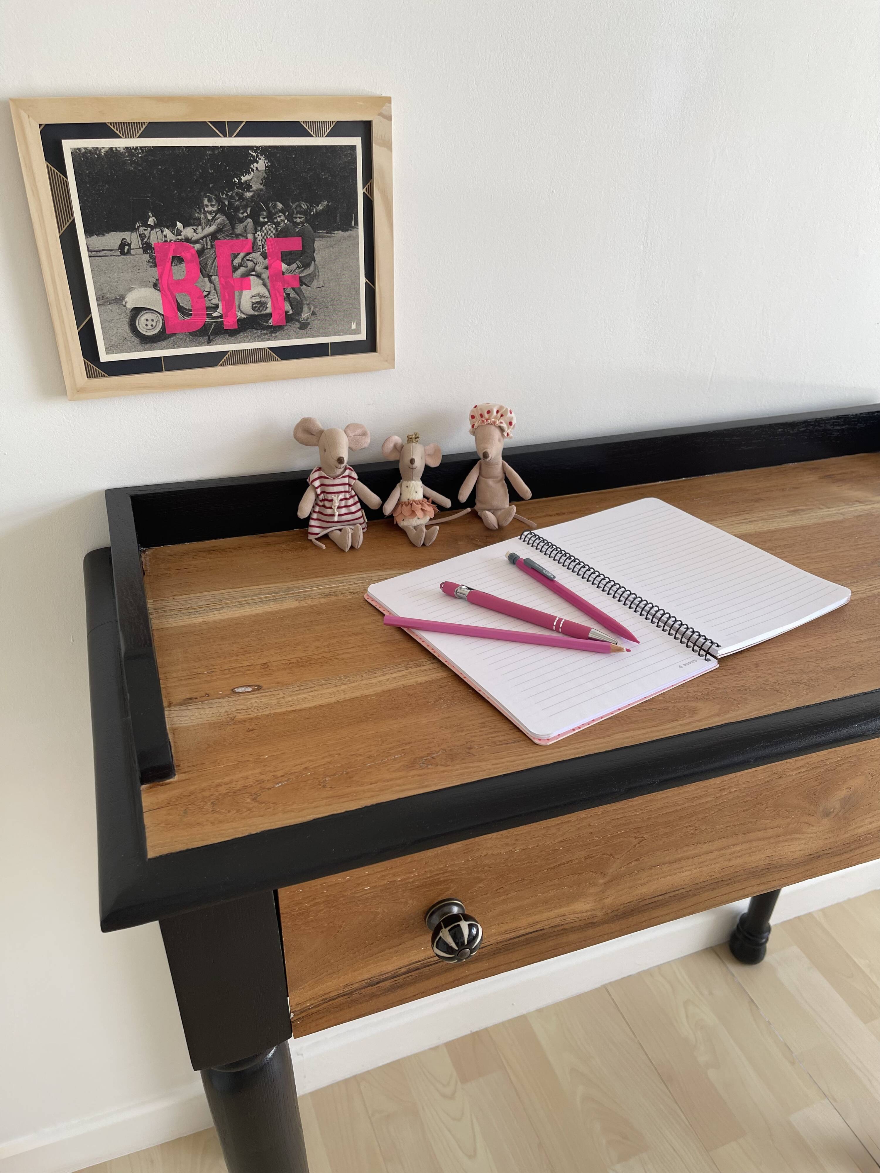 black desk