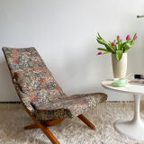 Upholstered recliner chair