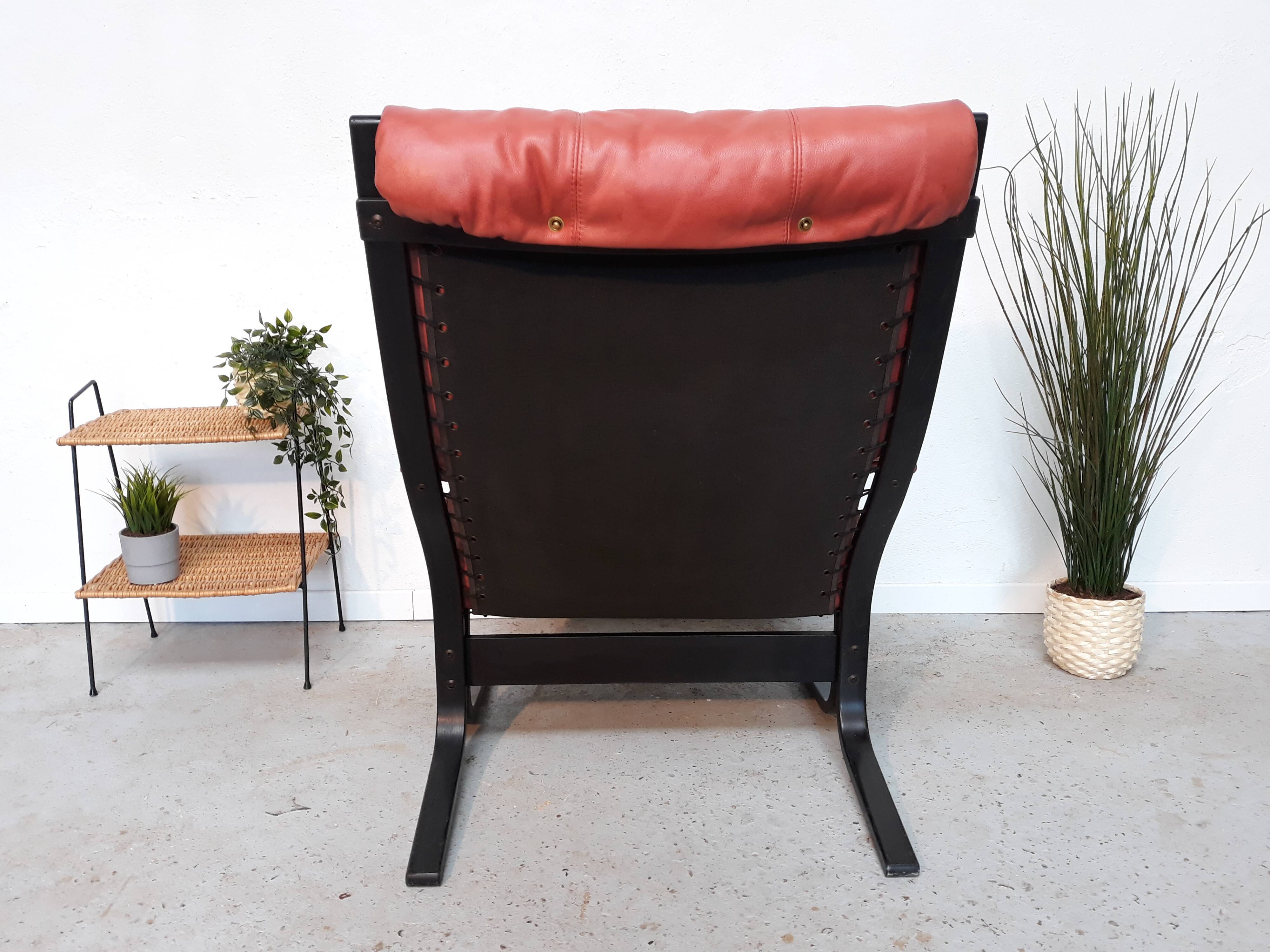 Vintage siesta armchair by Ingmar Relling