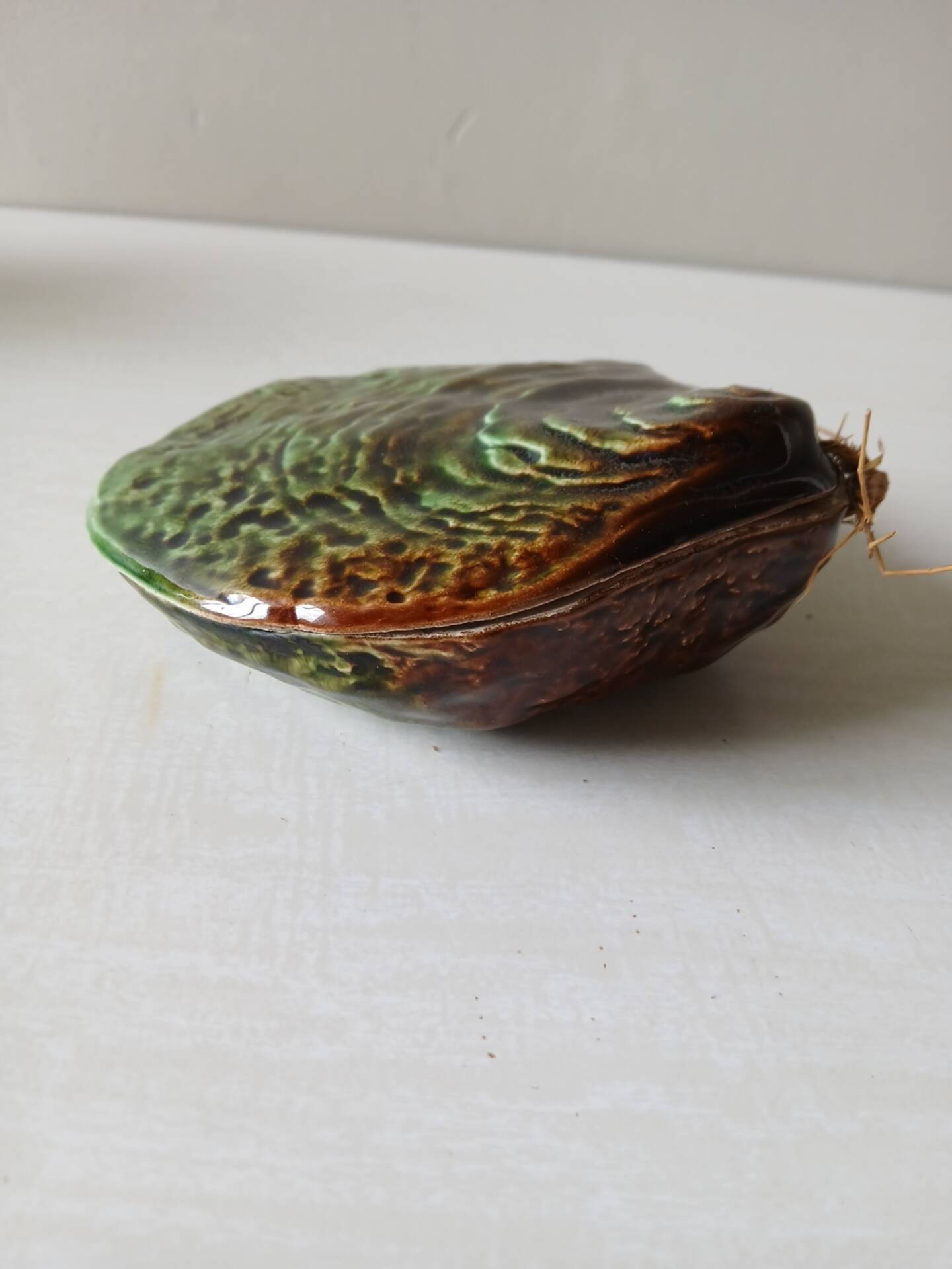Shell-shaped ceramic dish with glaze signed Suzy Coste – vintage