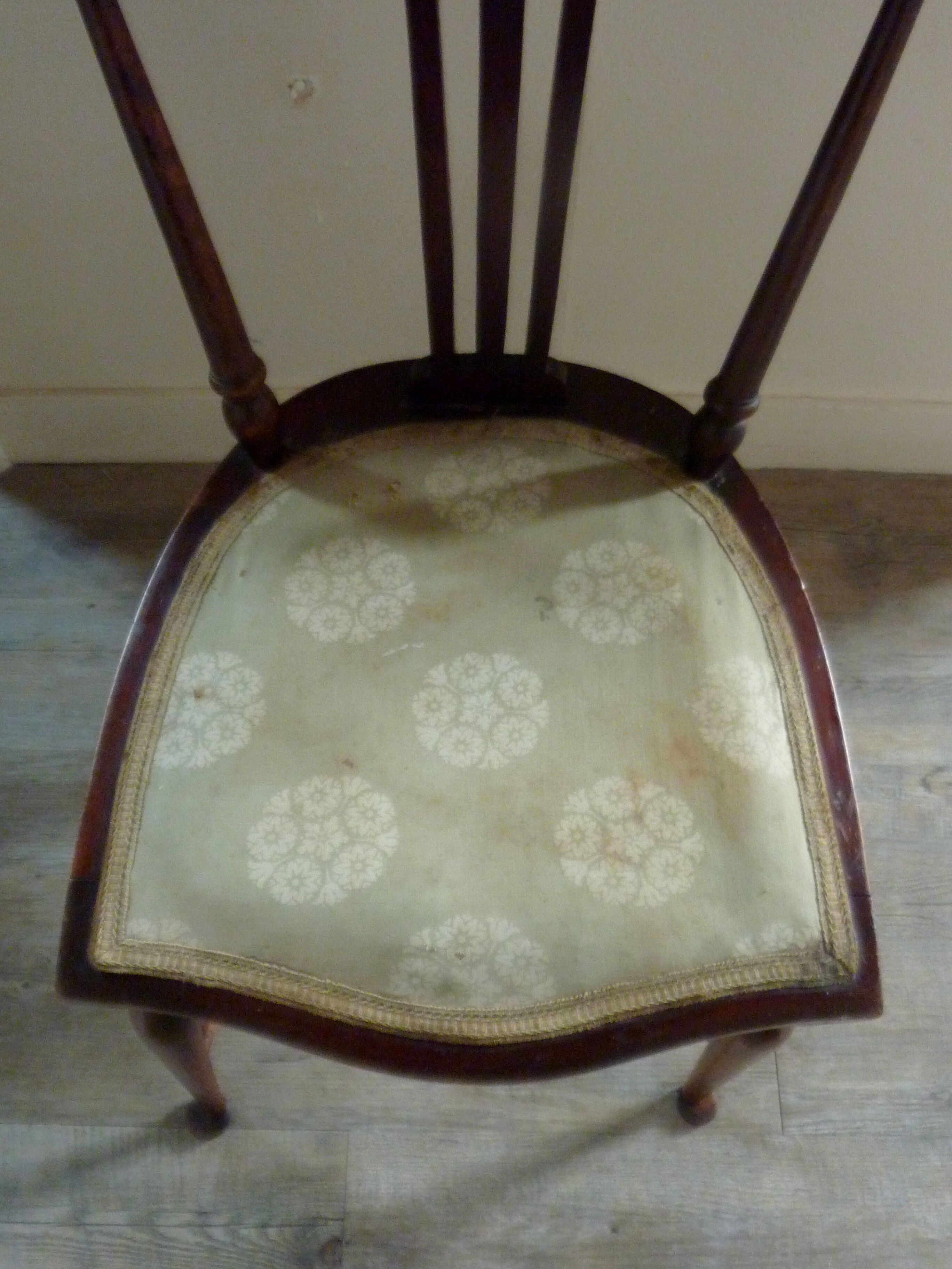 Rare seamstress chair from the 1900s