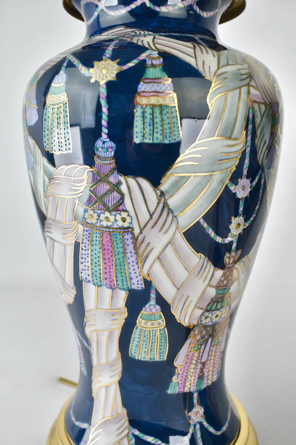 1980s set of Chinese porcelain table lamps