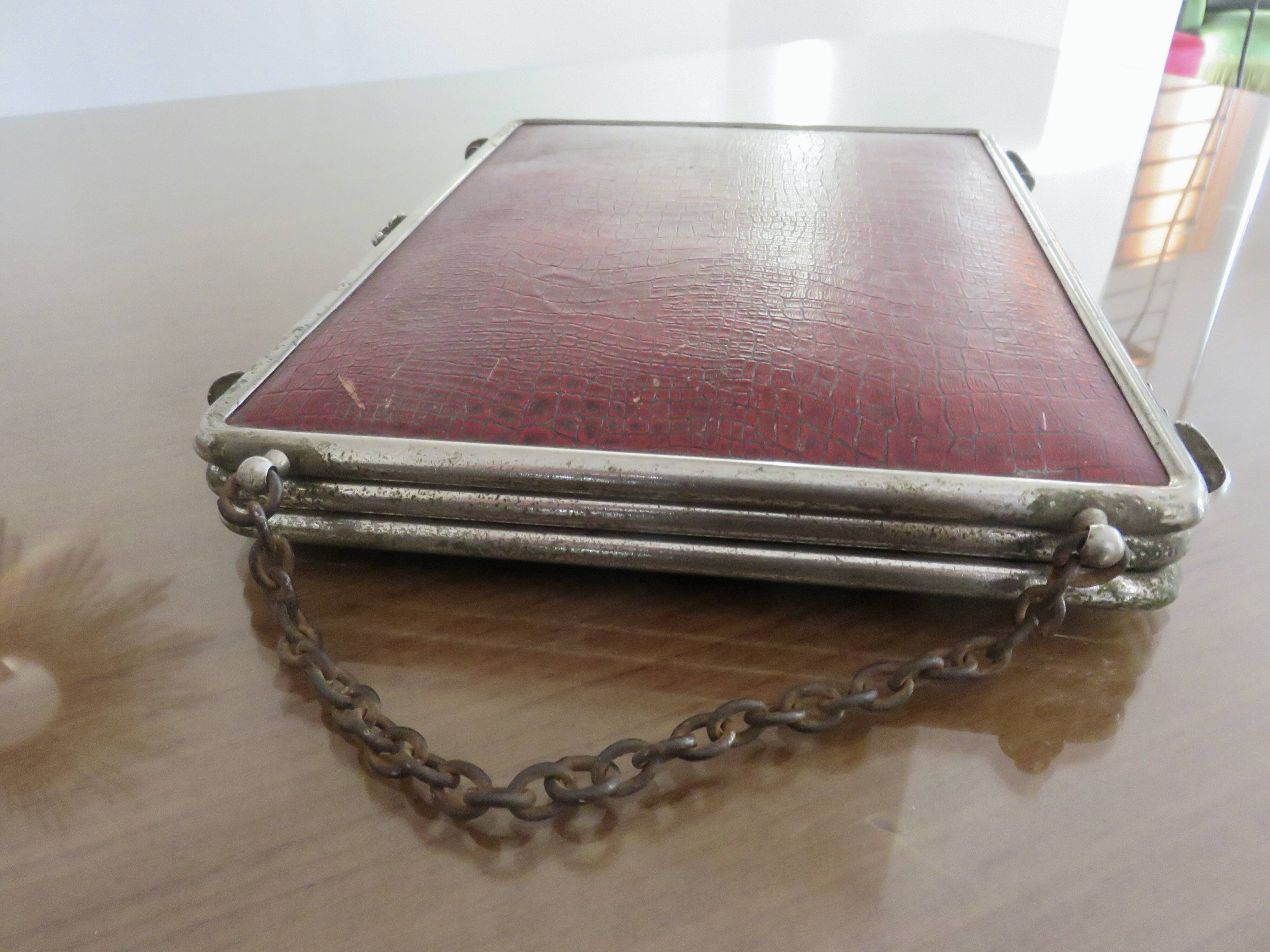 Miroir de barbier triptyque à chainette avec fermoir années 30 40