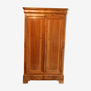 Armoire Louis Philippe en noyer XIXe