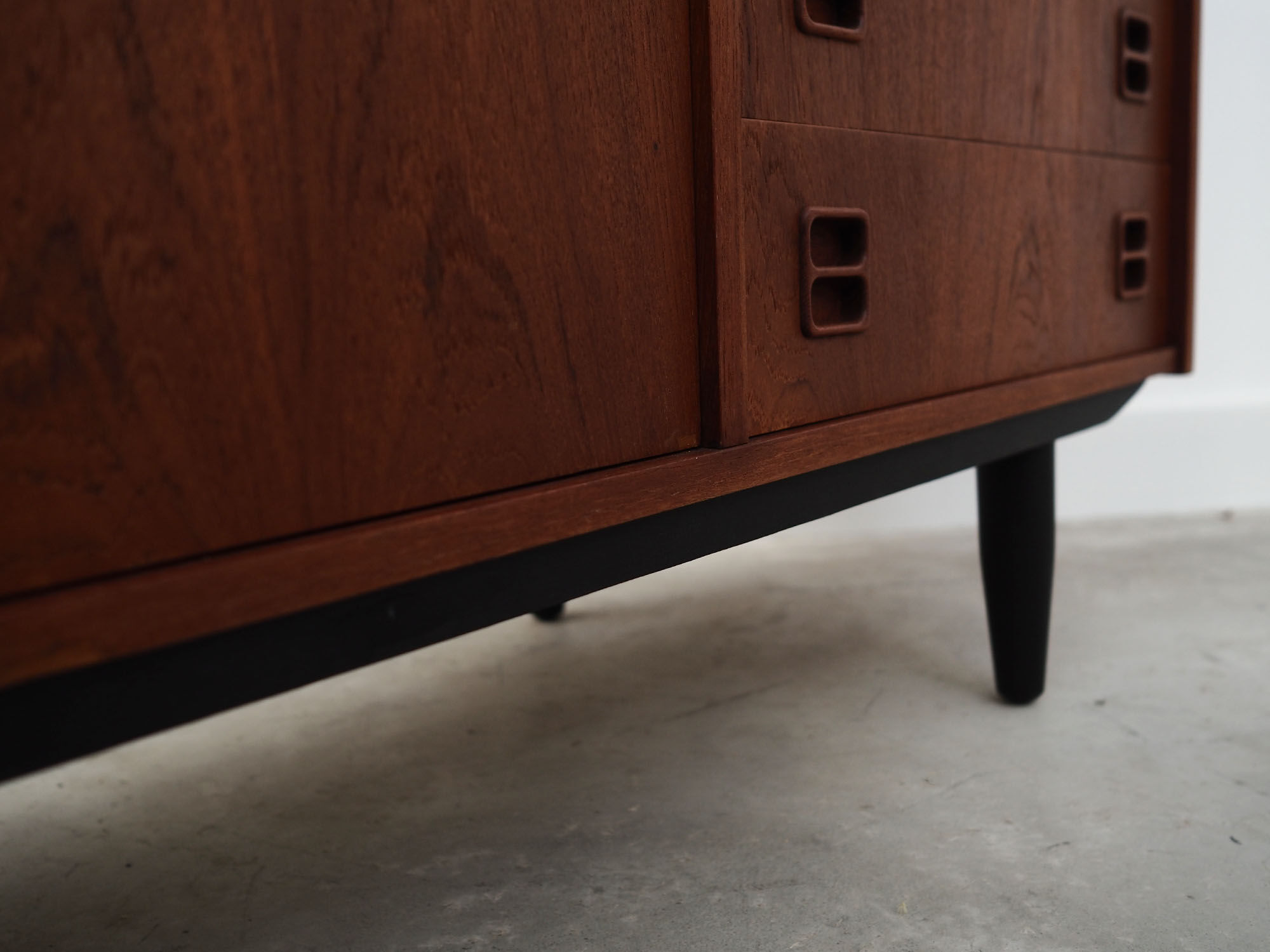 Teak Sideboard, Danish design, 60's, production: Denmark