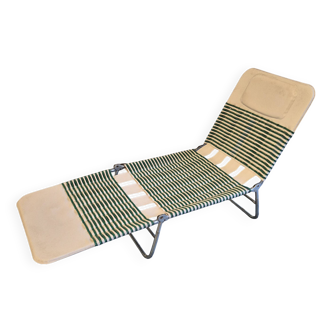Chaise longue pliable