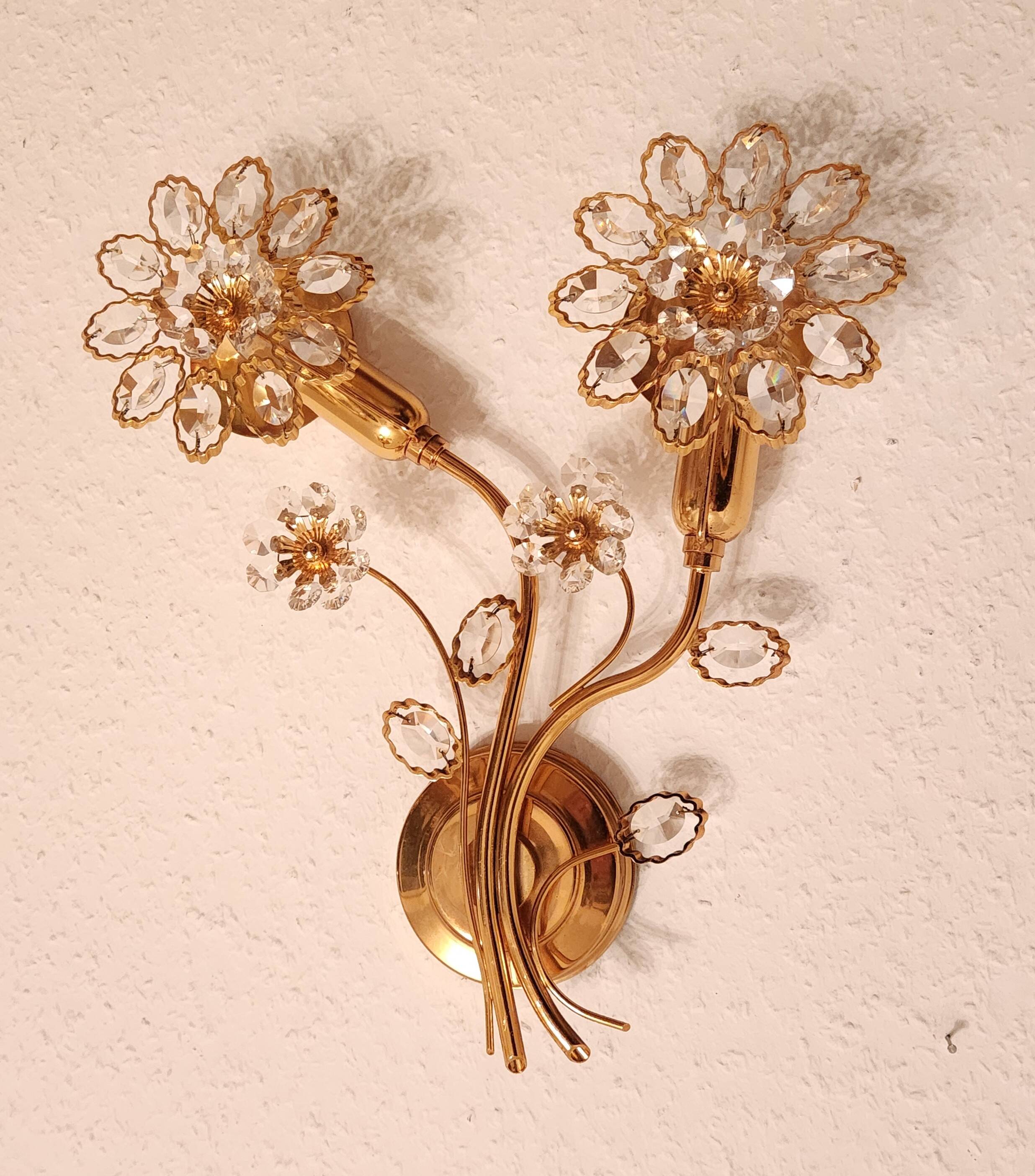 Set Hollywood Regency Wandlampe vergoldet Messing Swarovski-Kristalle Palwa