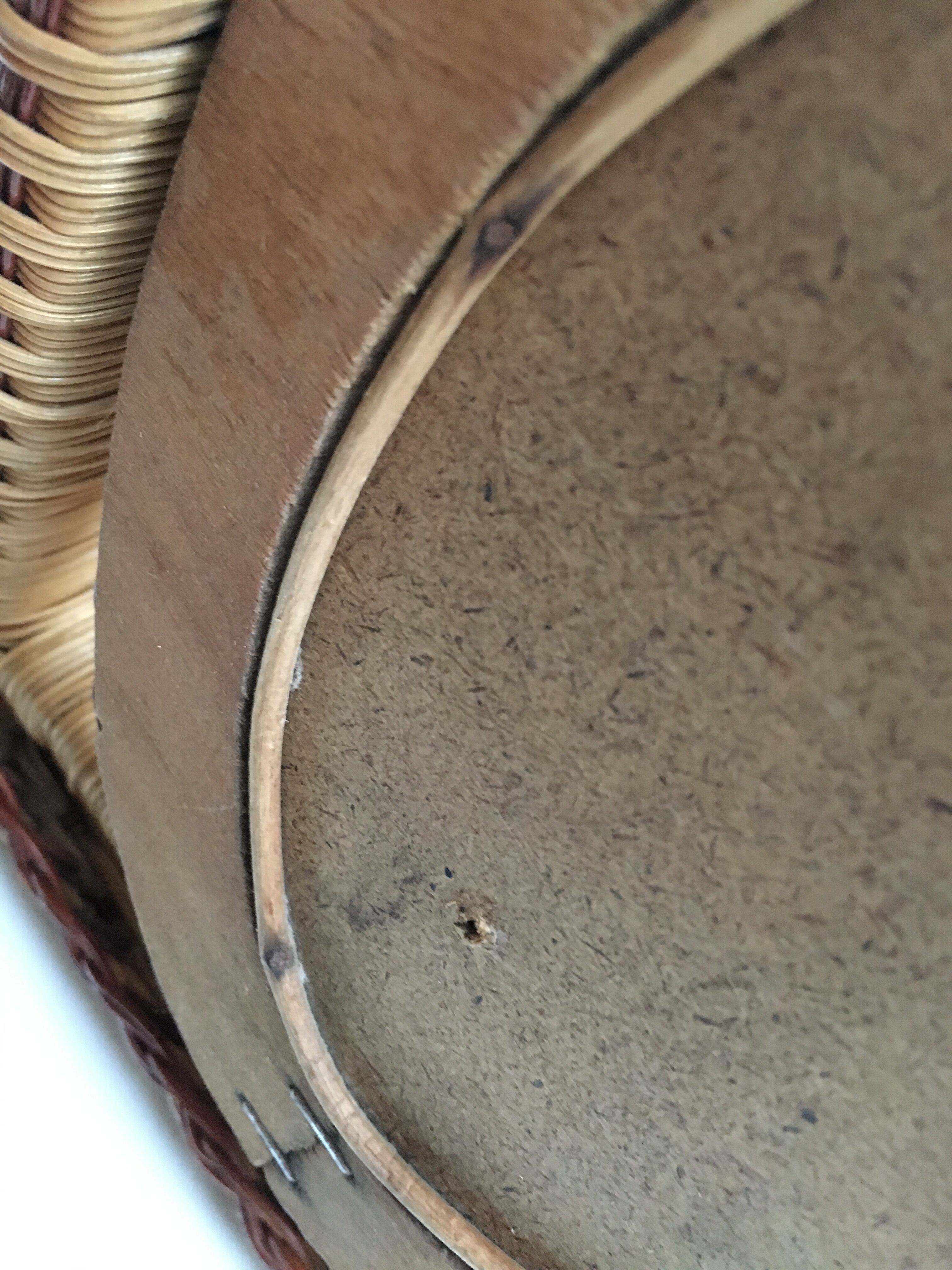 Table mirror in rattan 29 x 20 cm