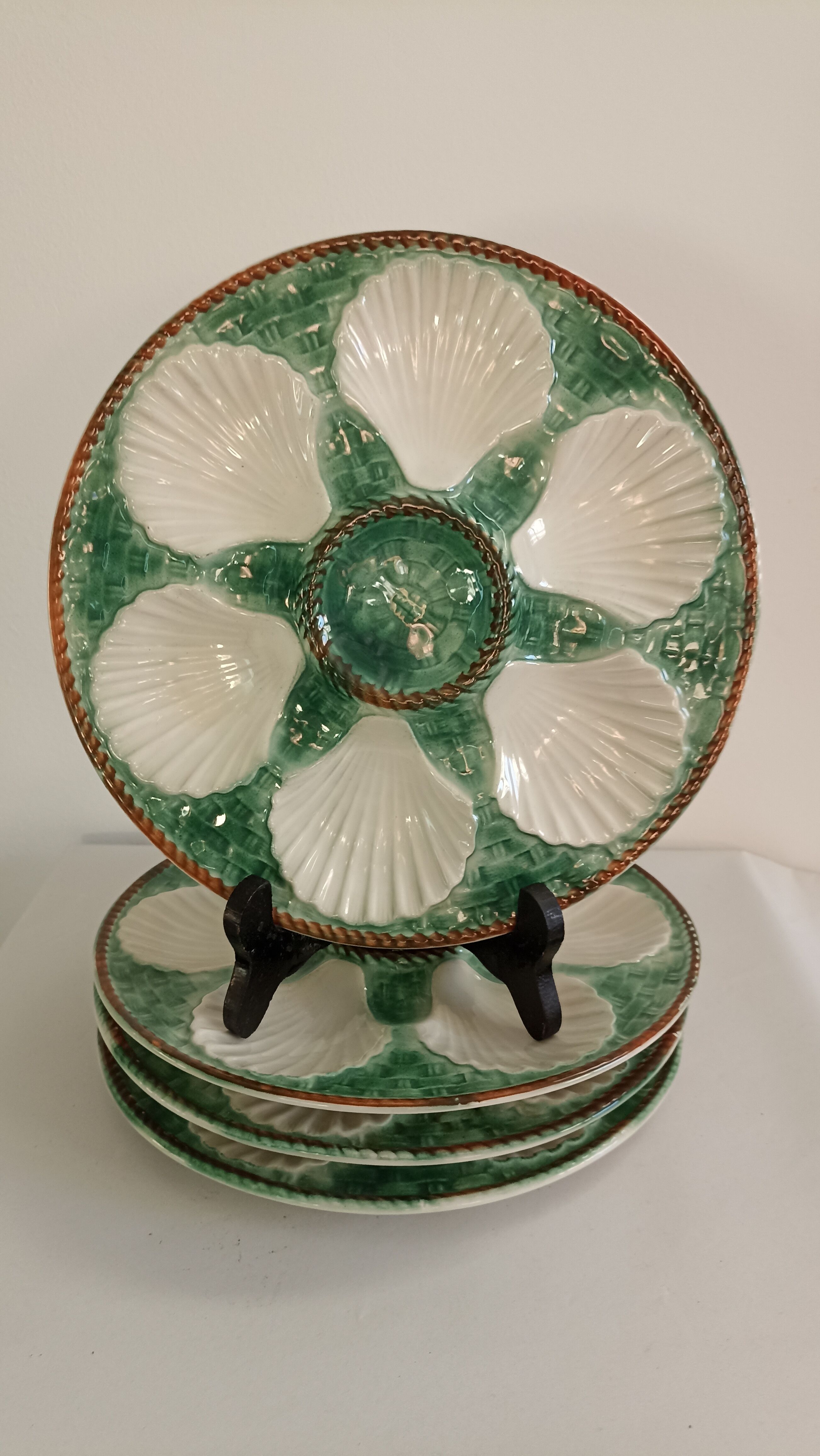 Longchamp oyster plates