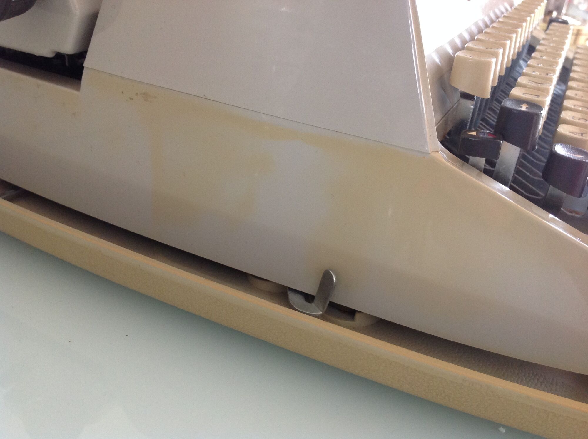Triumph Gabriele 10 typewriting 1970