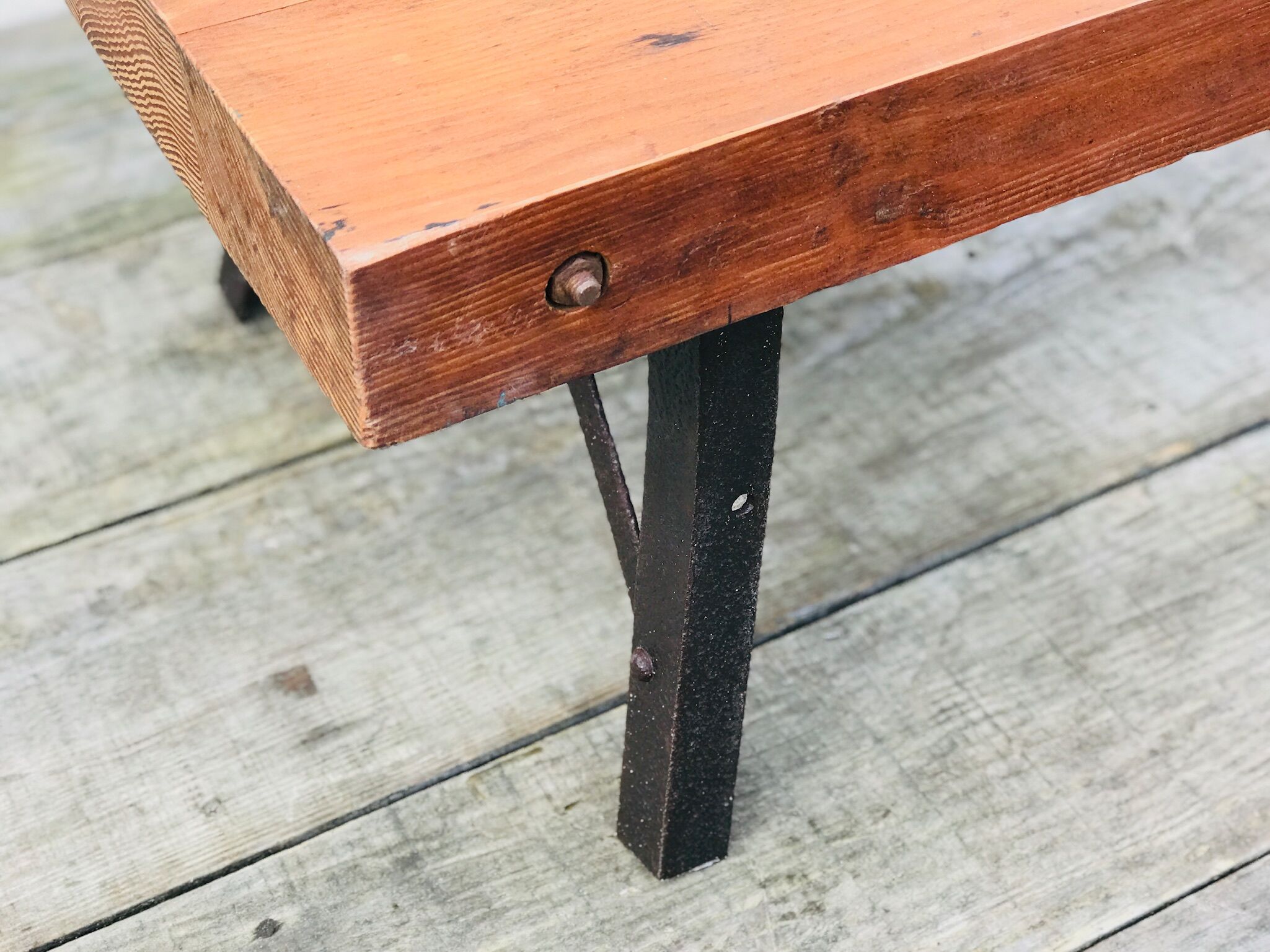 Coffee table mind garage