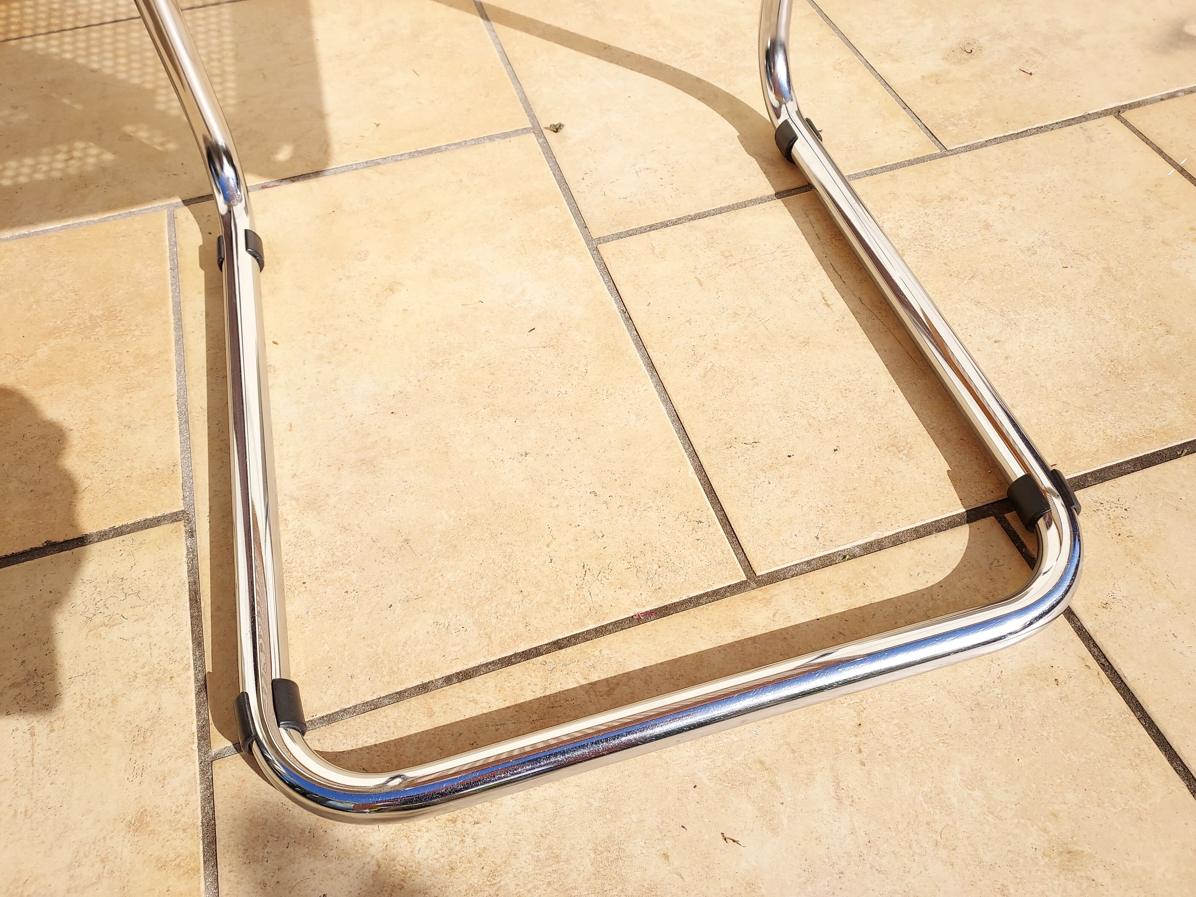 B32 Marcel Breuer chair